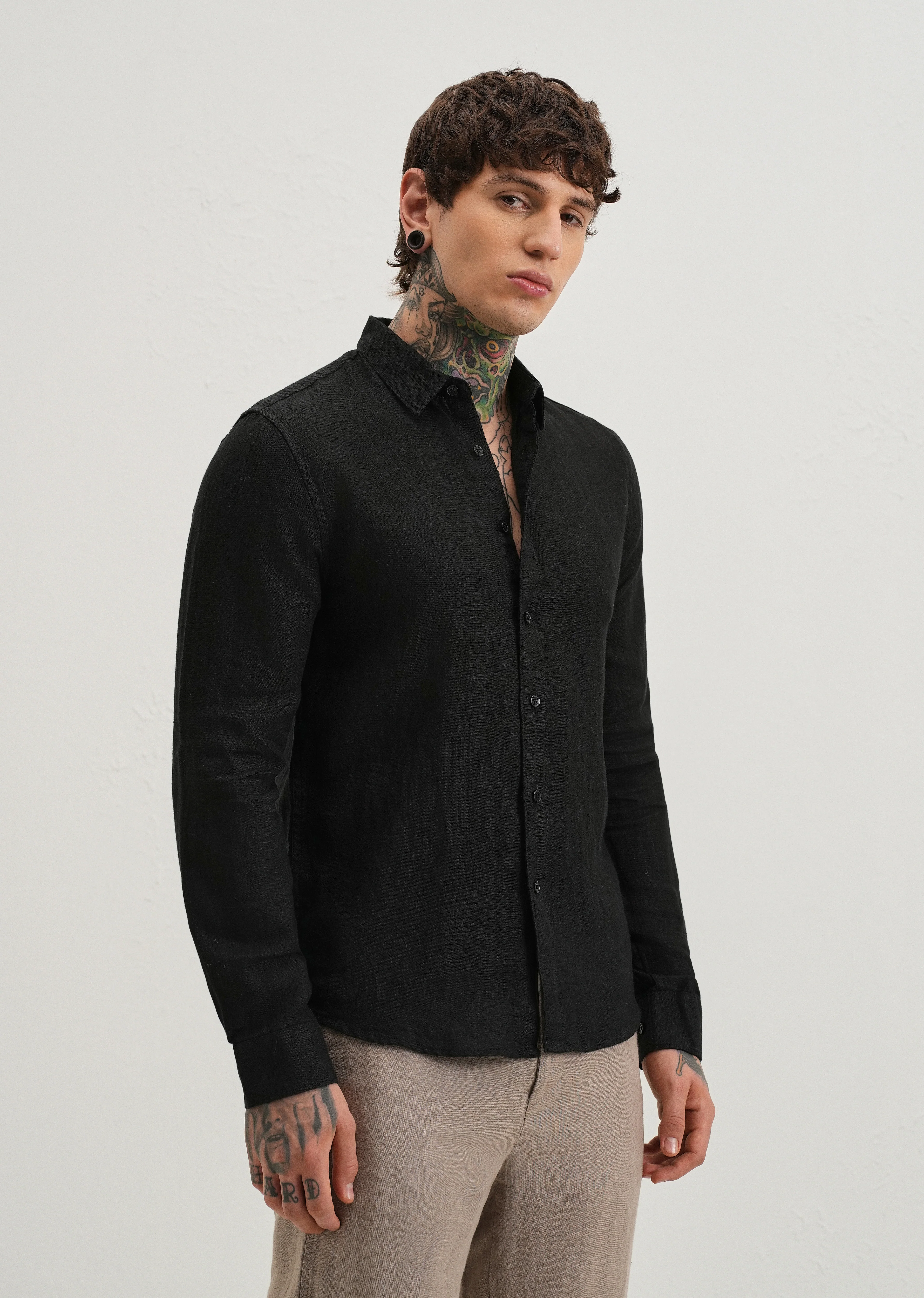 100% Pure Heather Black Linen Shirt - Image 4