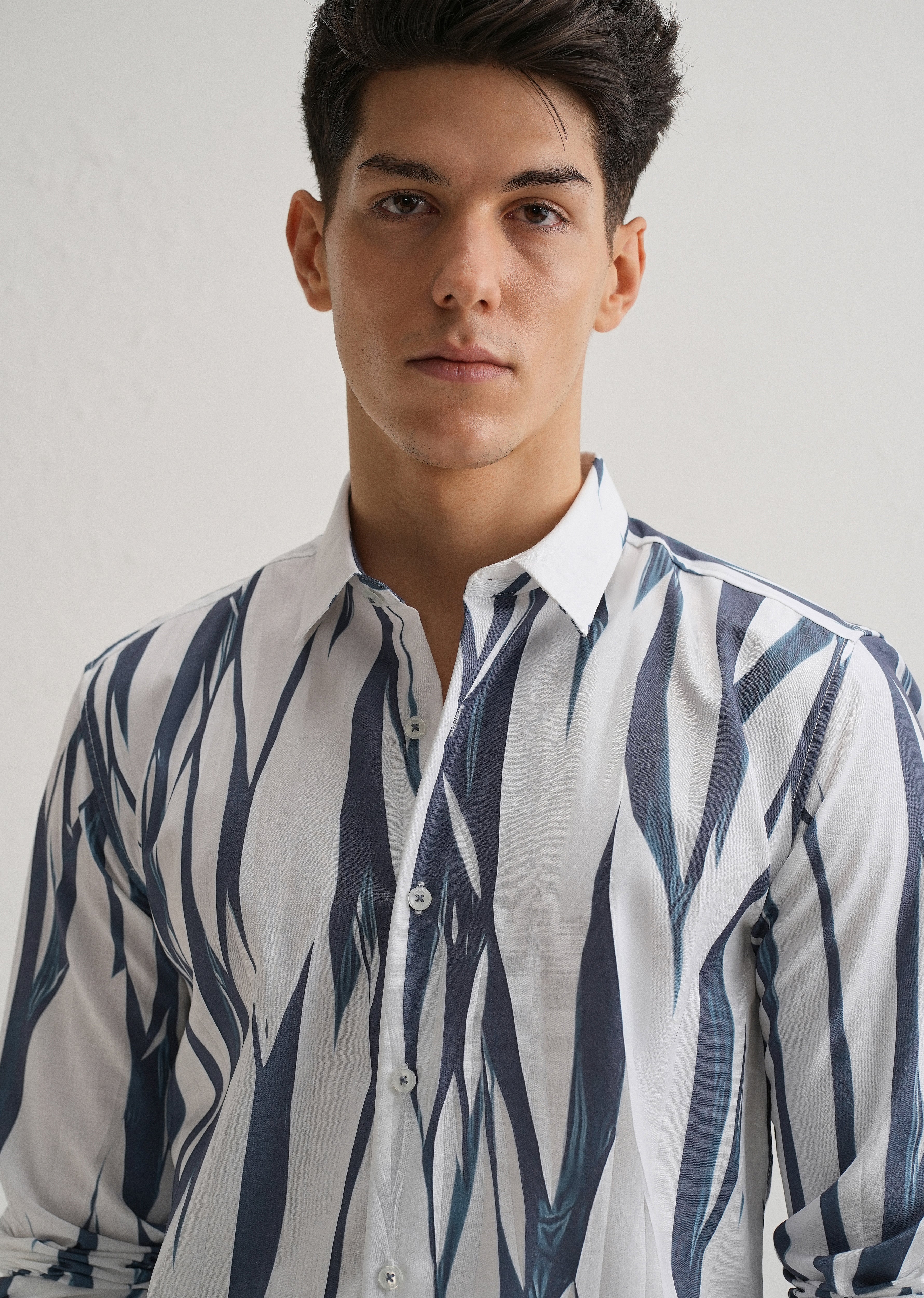 Abstract Grey Shirt - Image 5