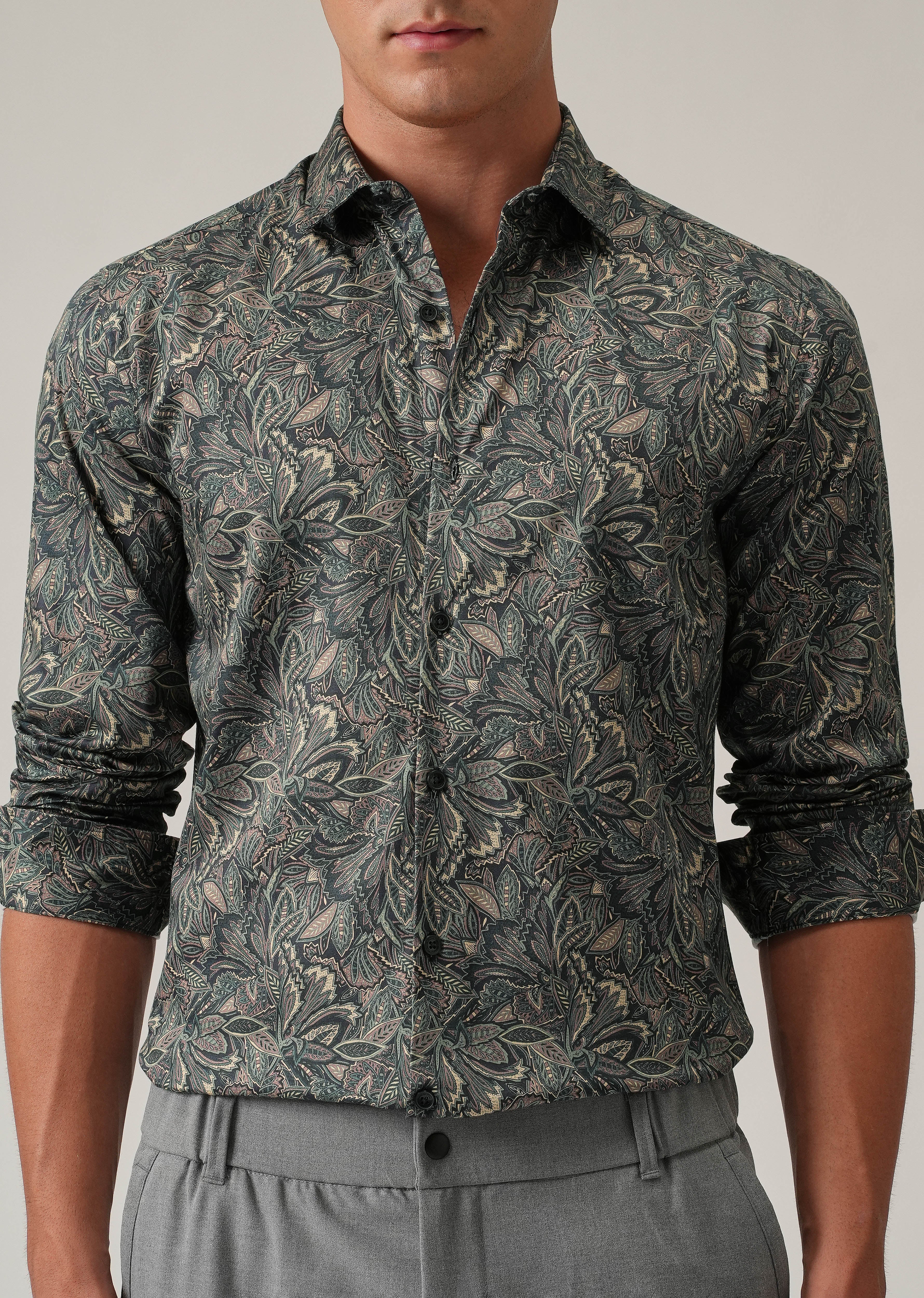 Abstract Leaf Print Shirt - Image 7