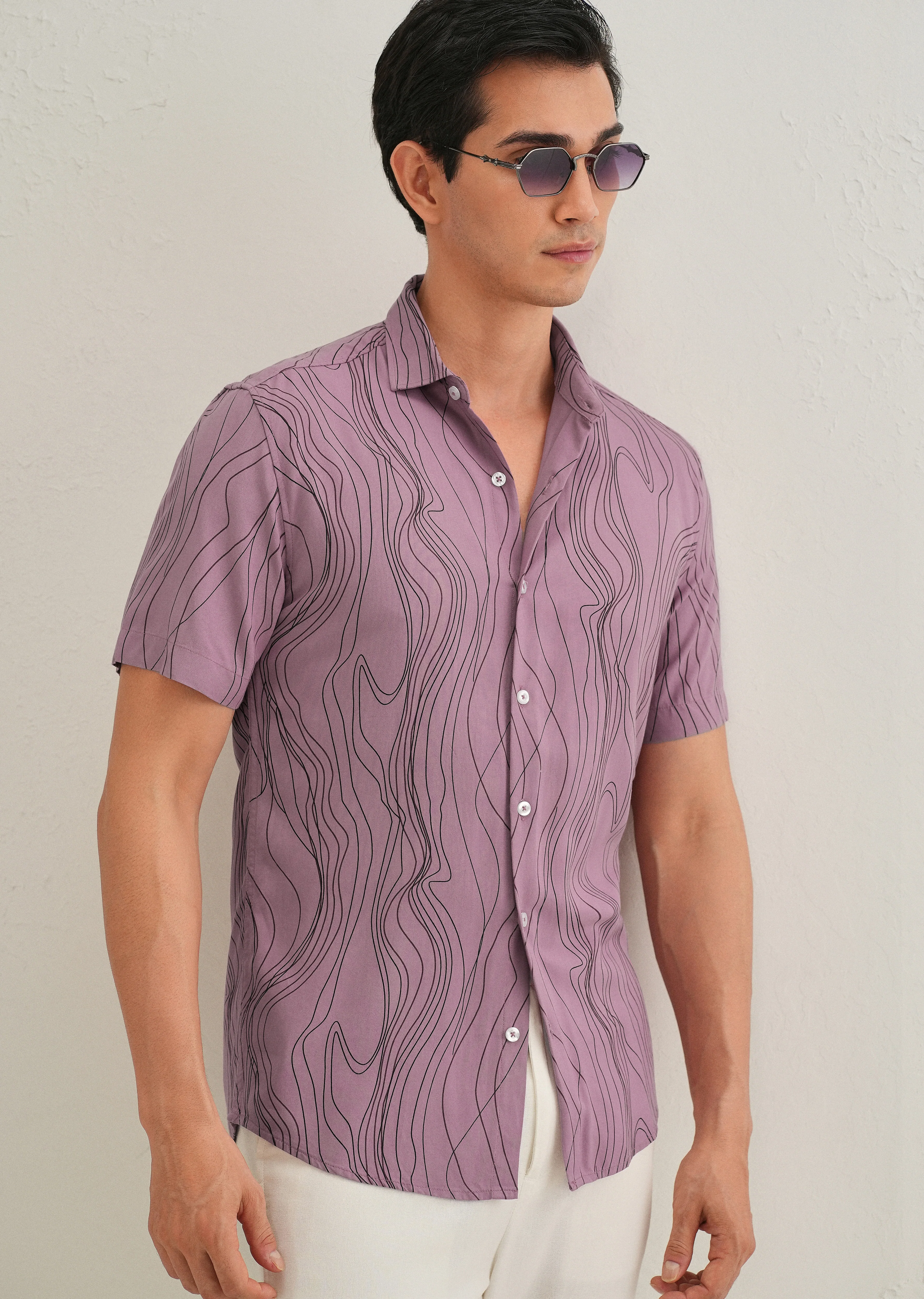 Abstract Pink Line Print Shirt - Image 7