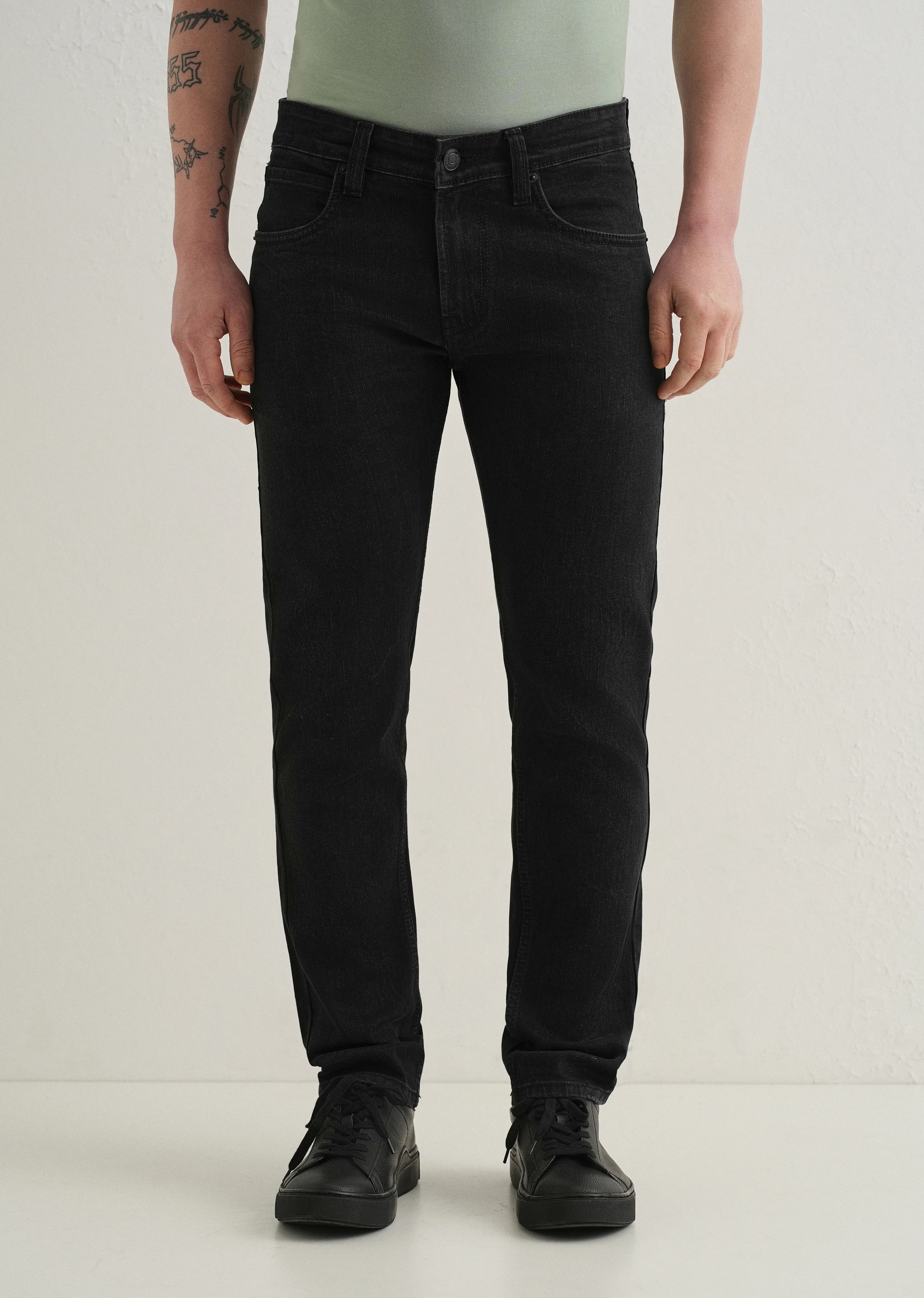 Abyss Black Slim Fit Jeans - Image 3