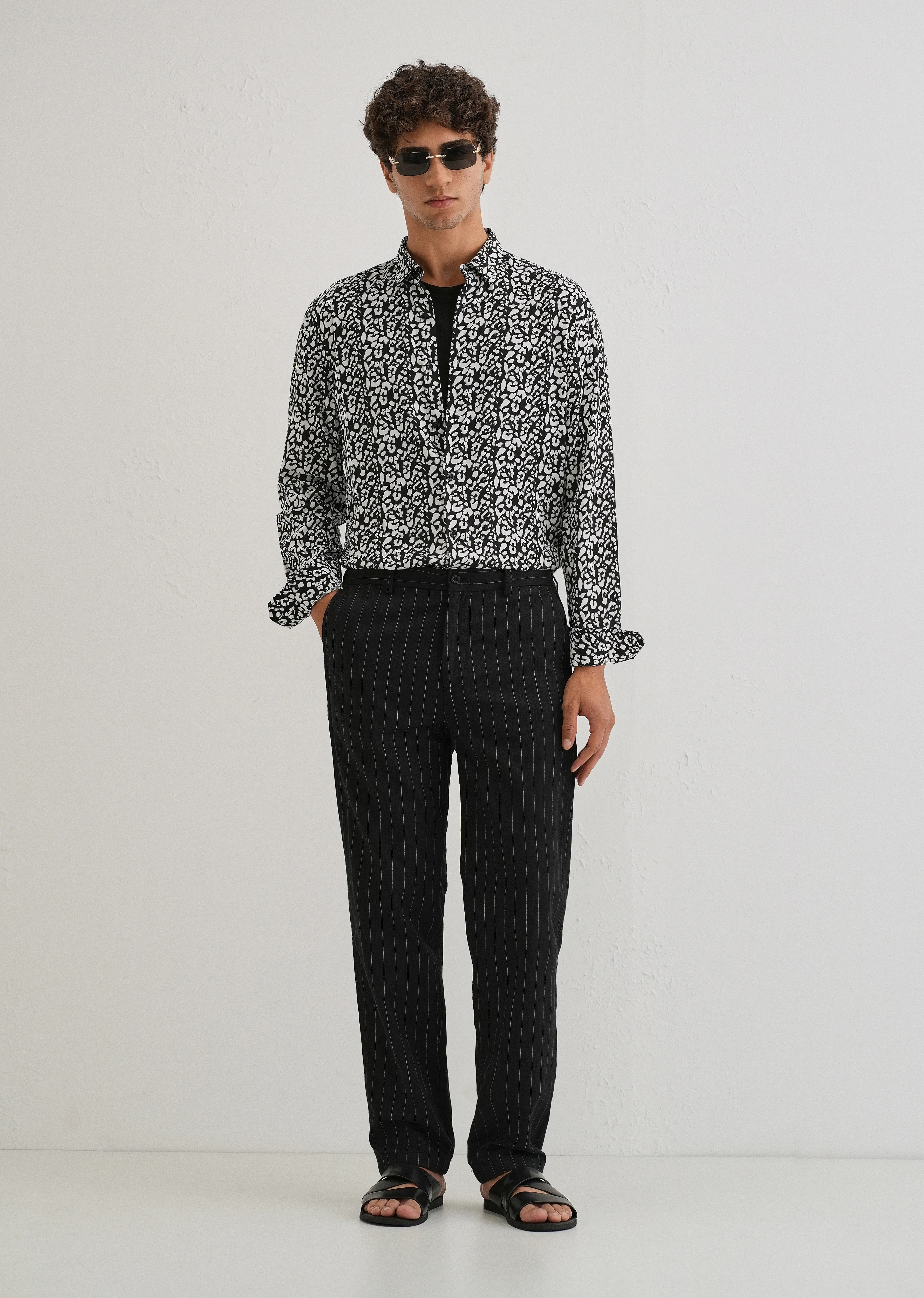 Achromatic Rosette Print Full sleeve shirt - Image 6