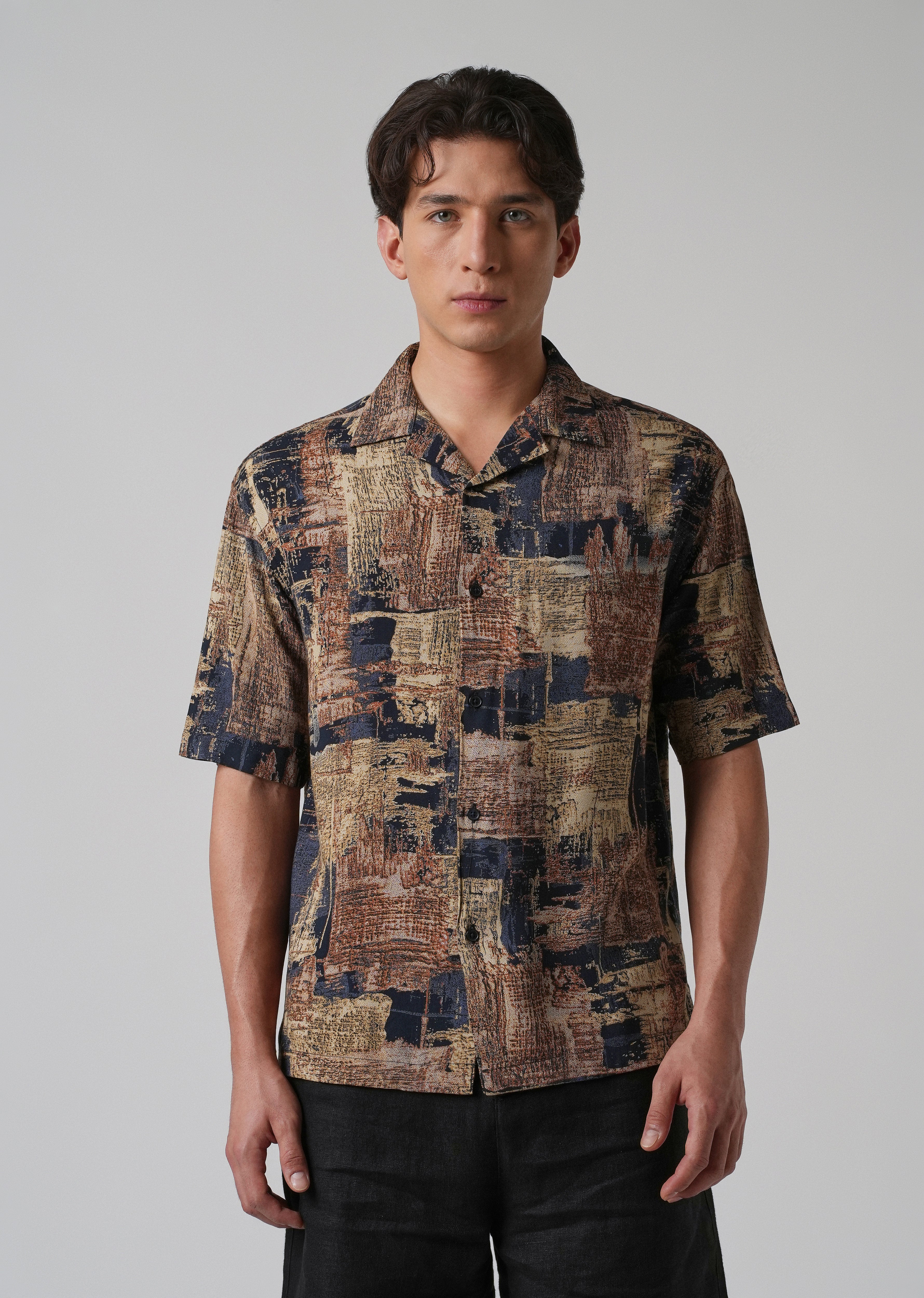 Artistic Pattern Oversized Feather Shirt - Image 3