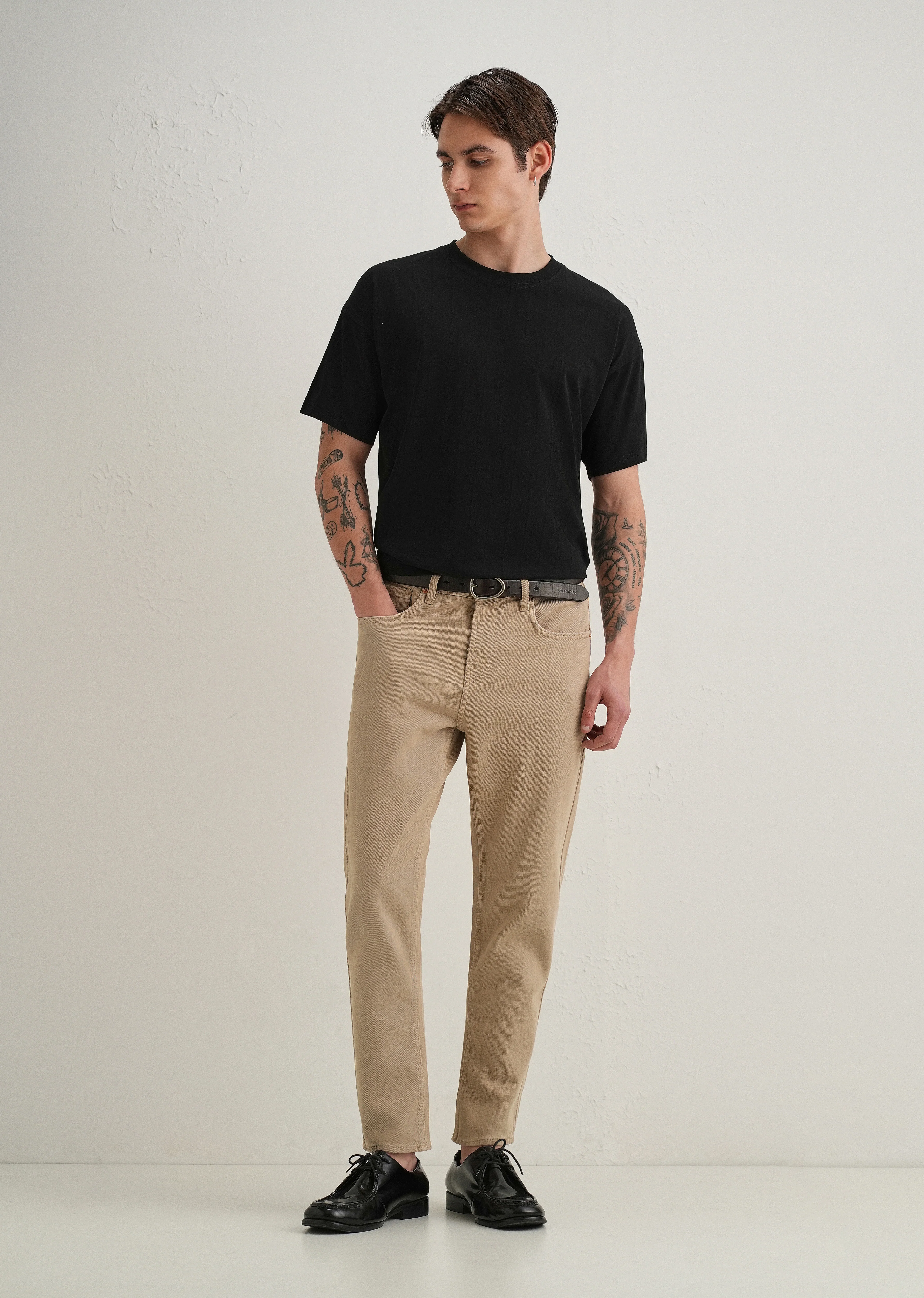Ash Beige Carrot Fit Denim - Image 6
