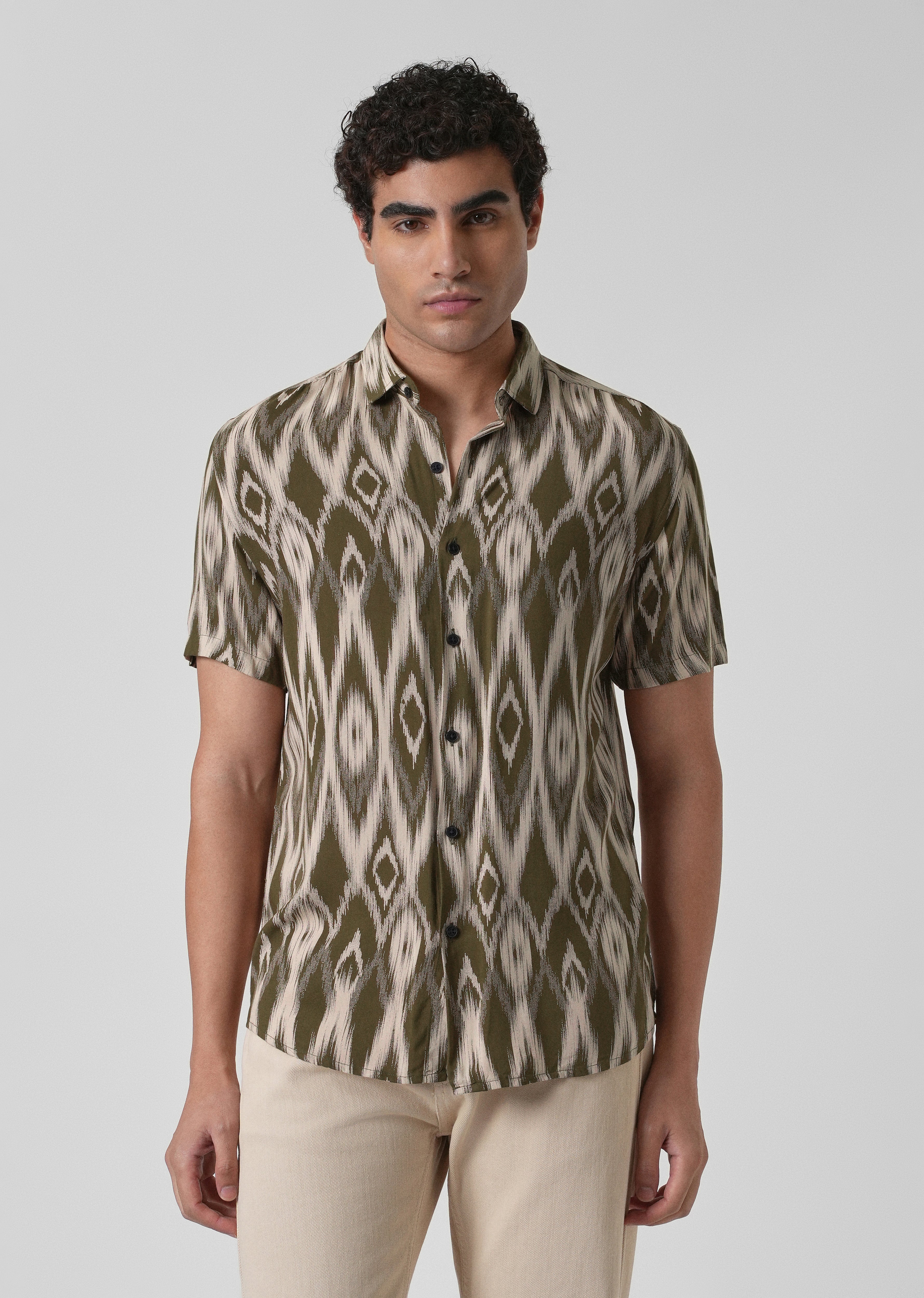 Ikat Olive Feather shirt - Image 3
