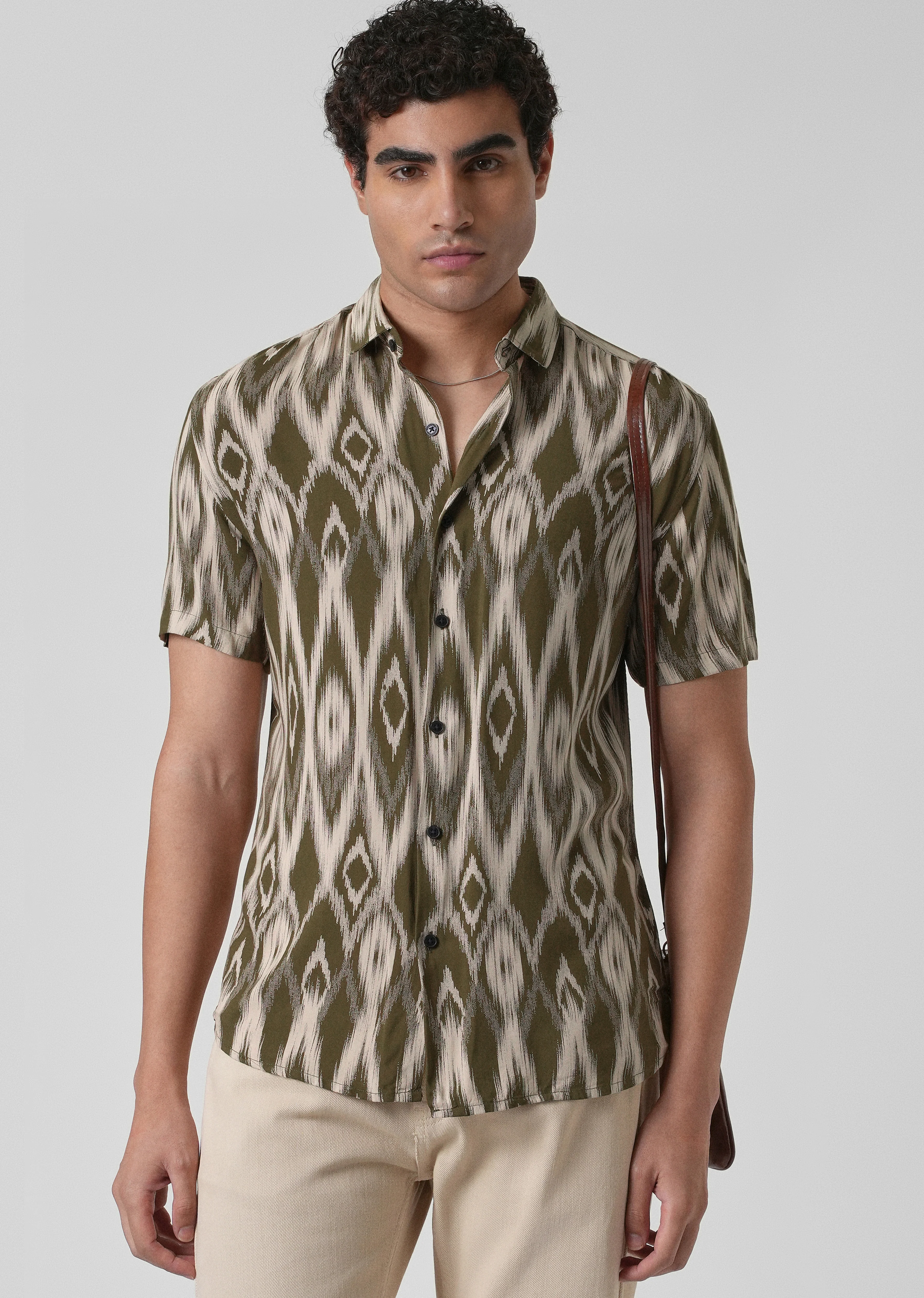 Ikat Olive Feather shirt - Image 7