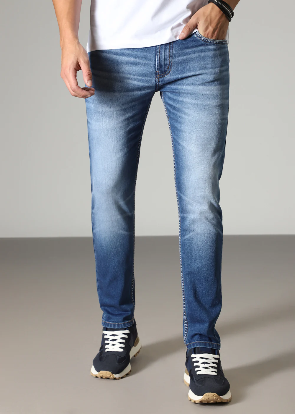 Azure Blue Slim fit Jeans - Image 3