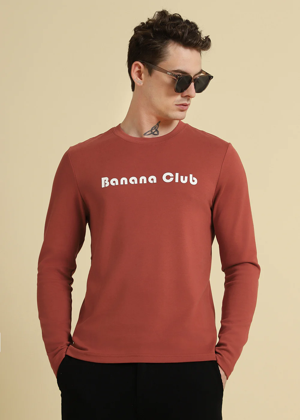 Banana Club Red Plain Regular Fit T-shirt - Image 3