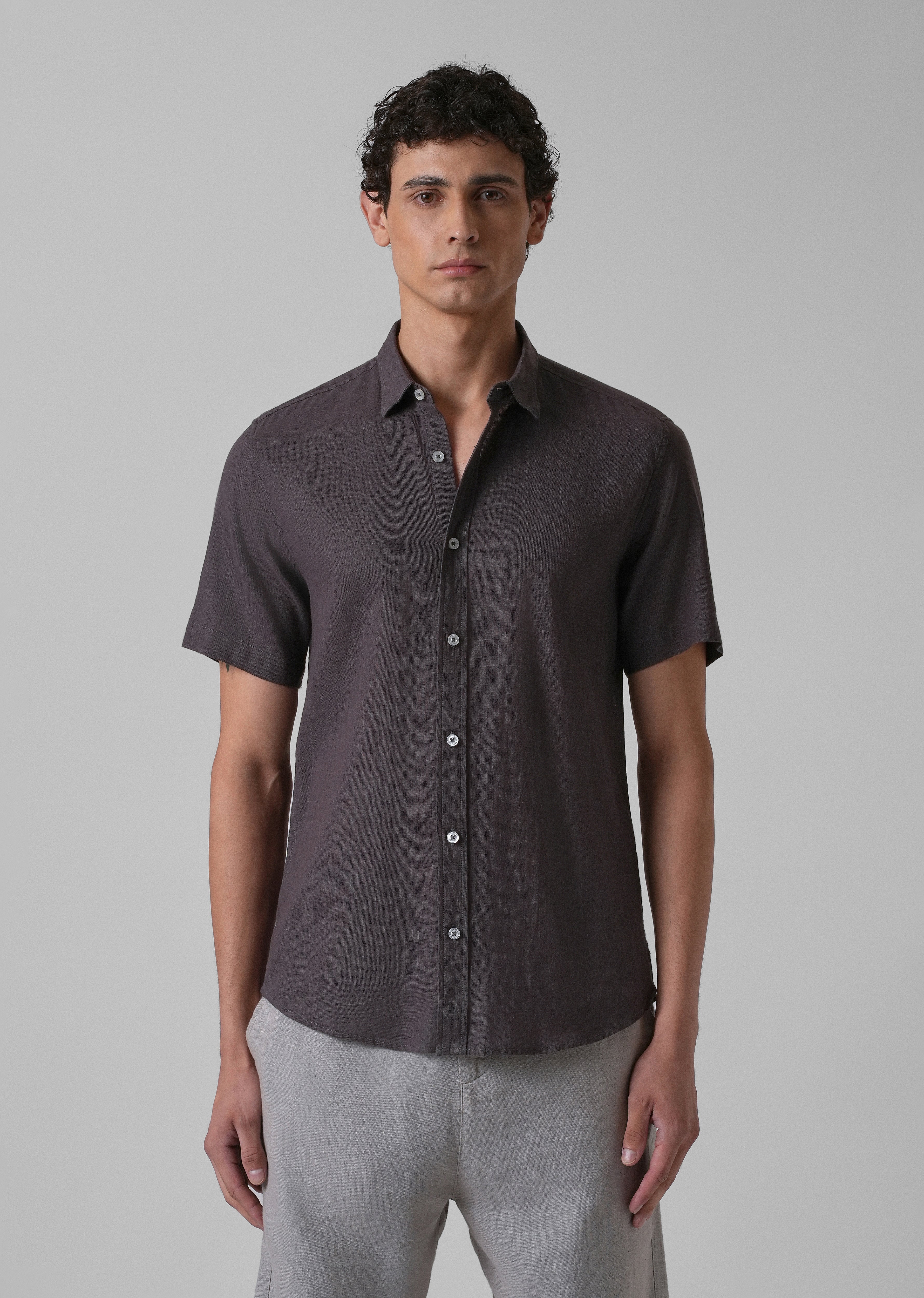 Batiste Crater Brown Linen shirt - Image 3