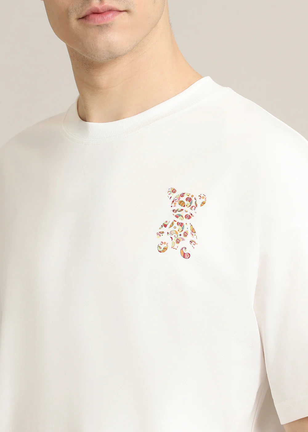 Bearsy Paisley White Oversized T-shirt - Image 2