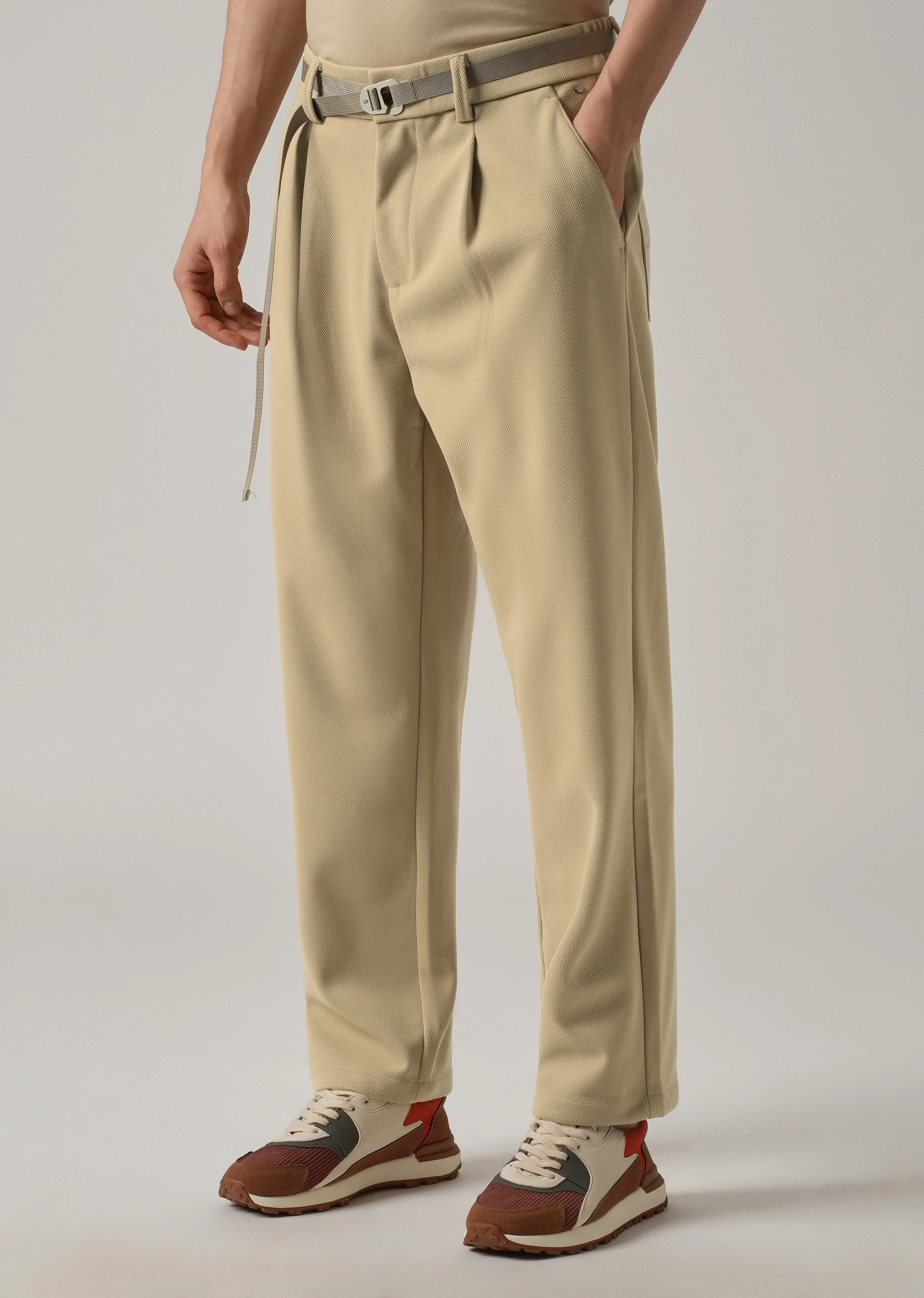 Beige Relaxed Fit Textured Pleated Pant - Image 4