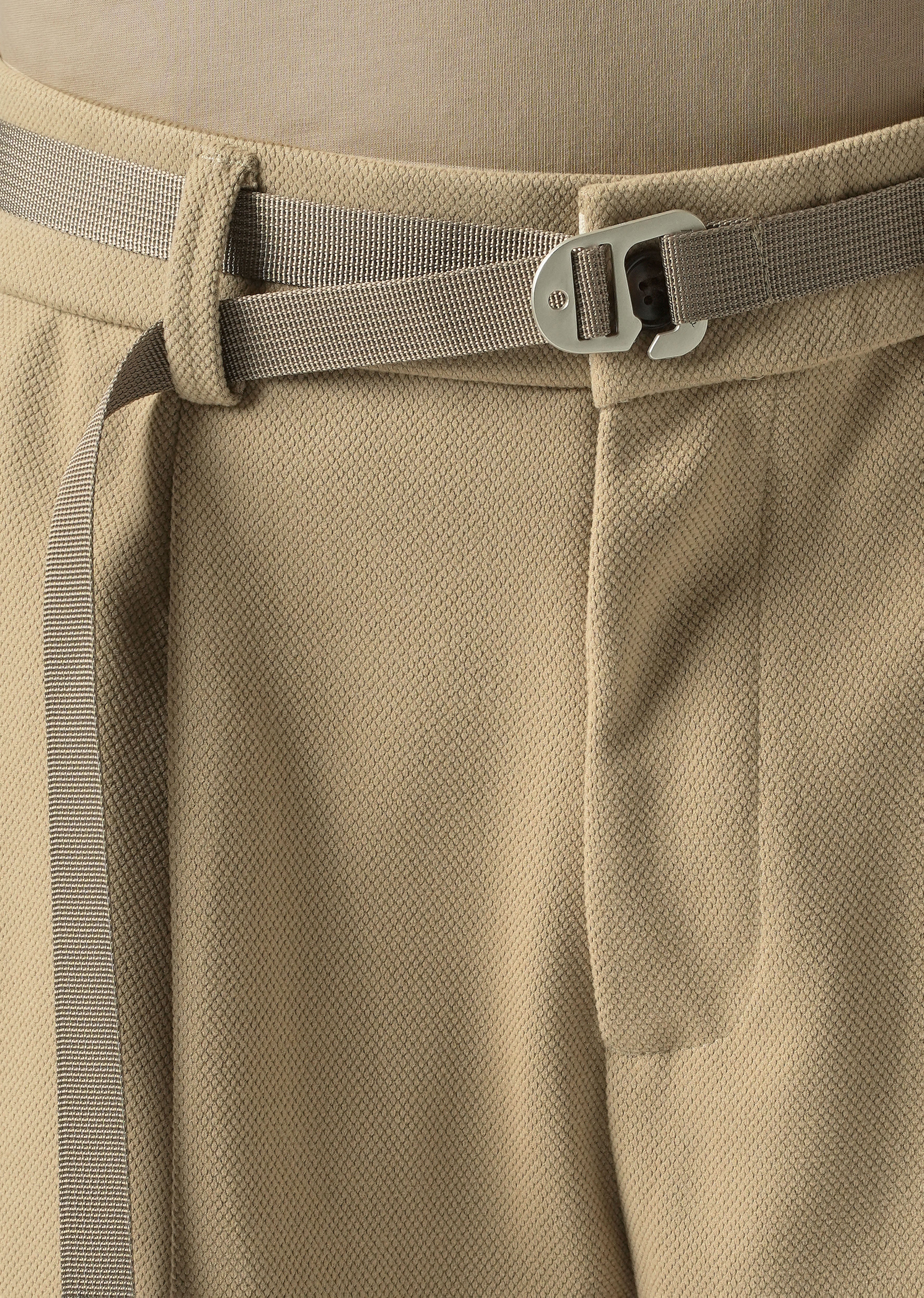 Beige Relaxed Fit Textured Pleated Pant - Image 5