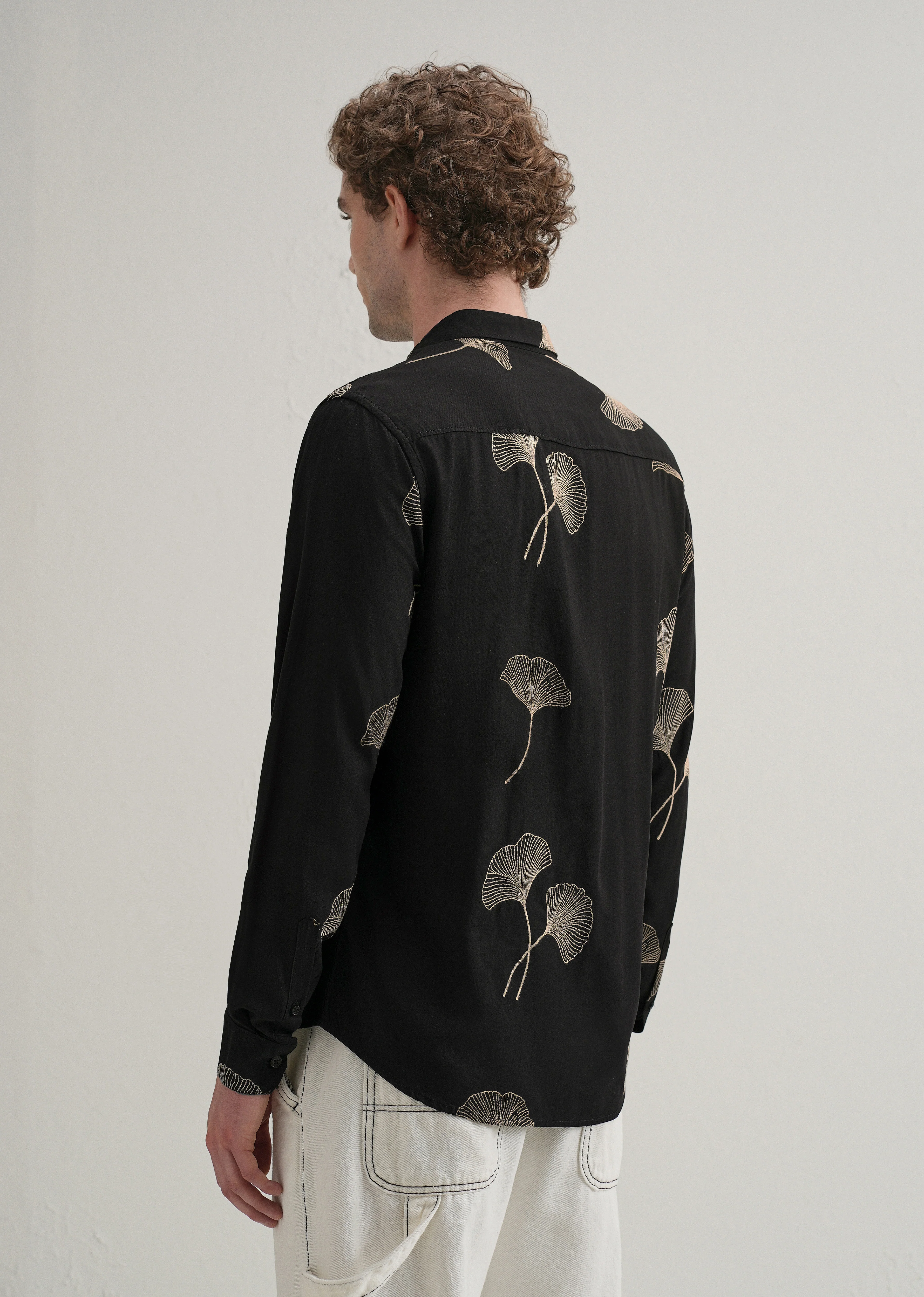 Black Abstract Leaf Embroidery Shirt - Image 3