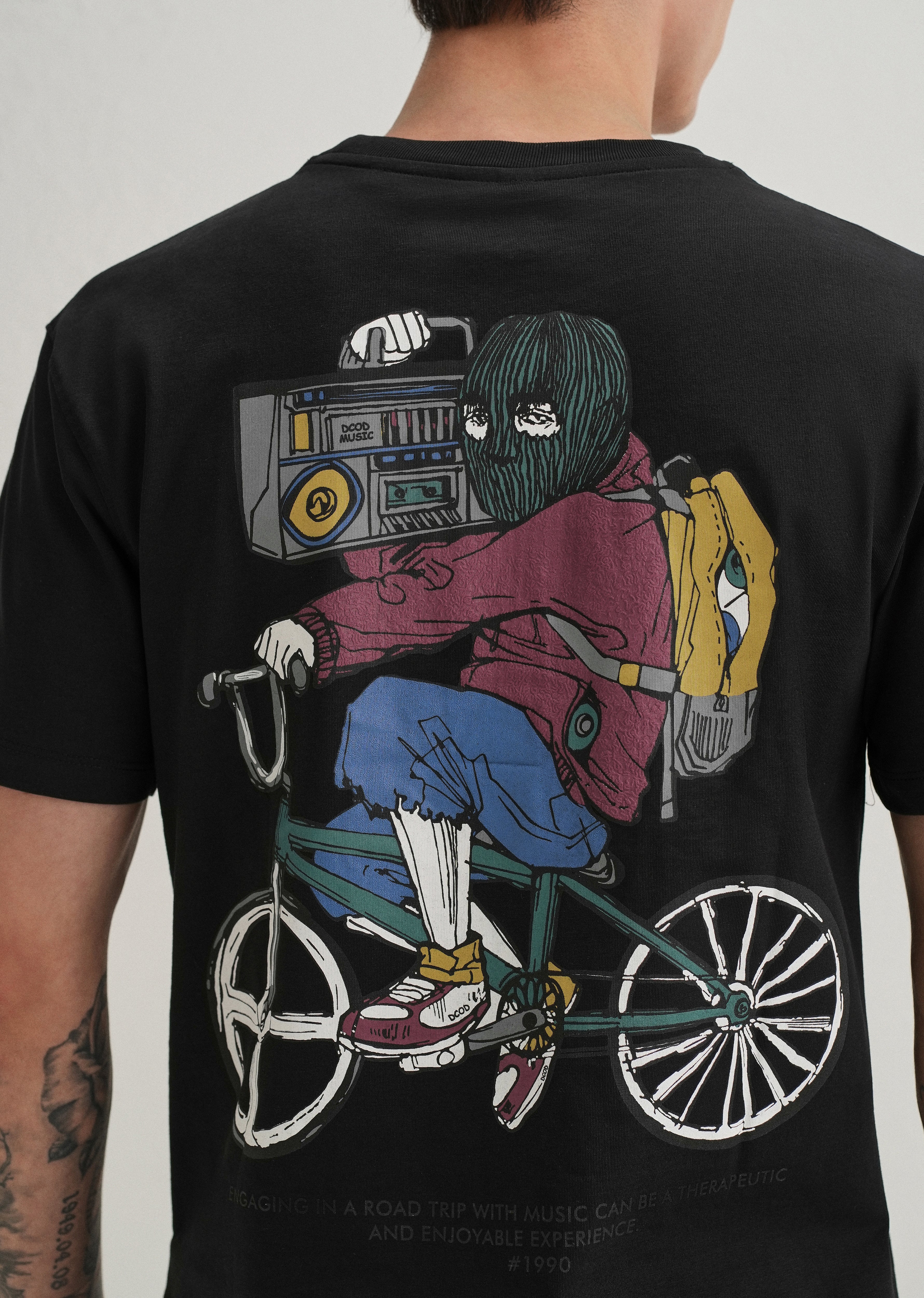 Black Back Graphic Print T-Shirt - Image 2