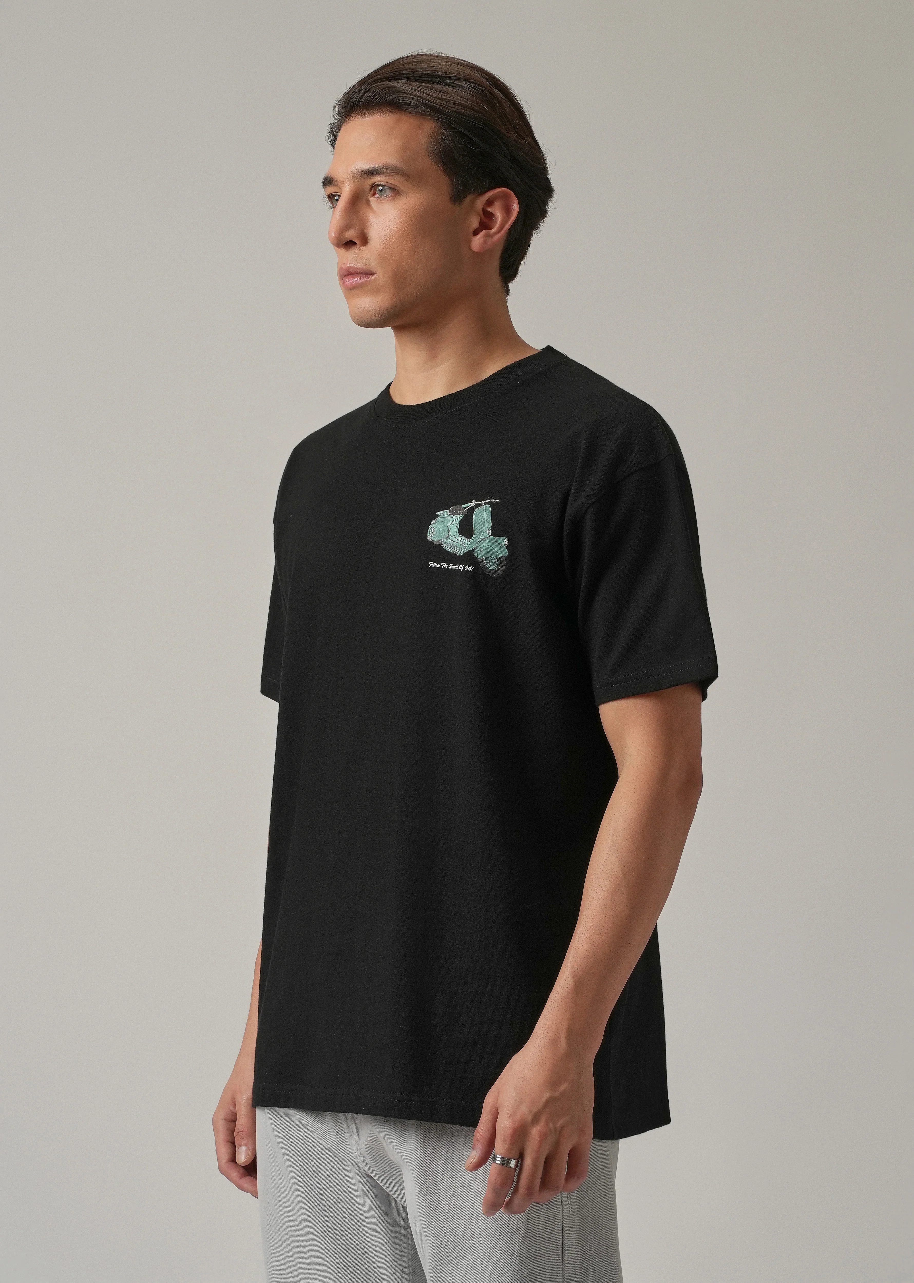 Black Back Print Oversized T-shirt - Image 4