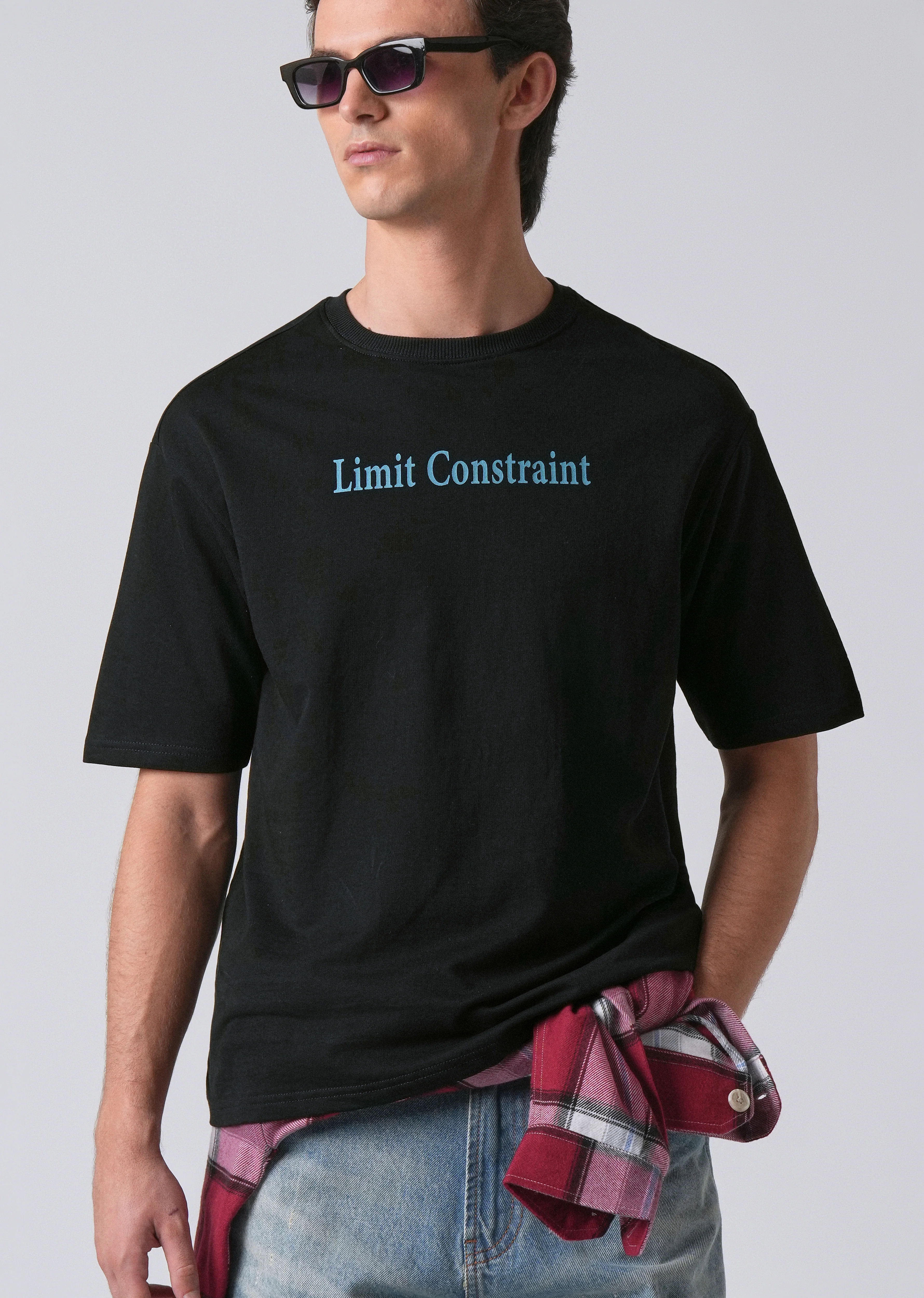 Black Back Print Relaxed Fit T- shirt - Image 3
