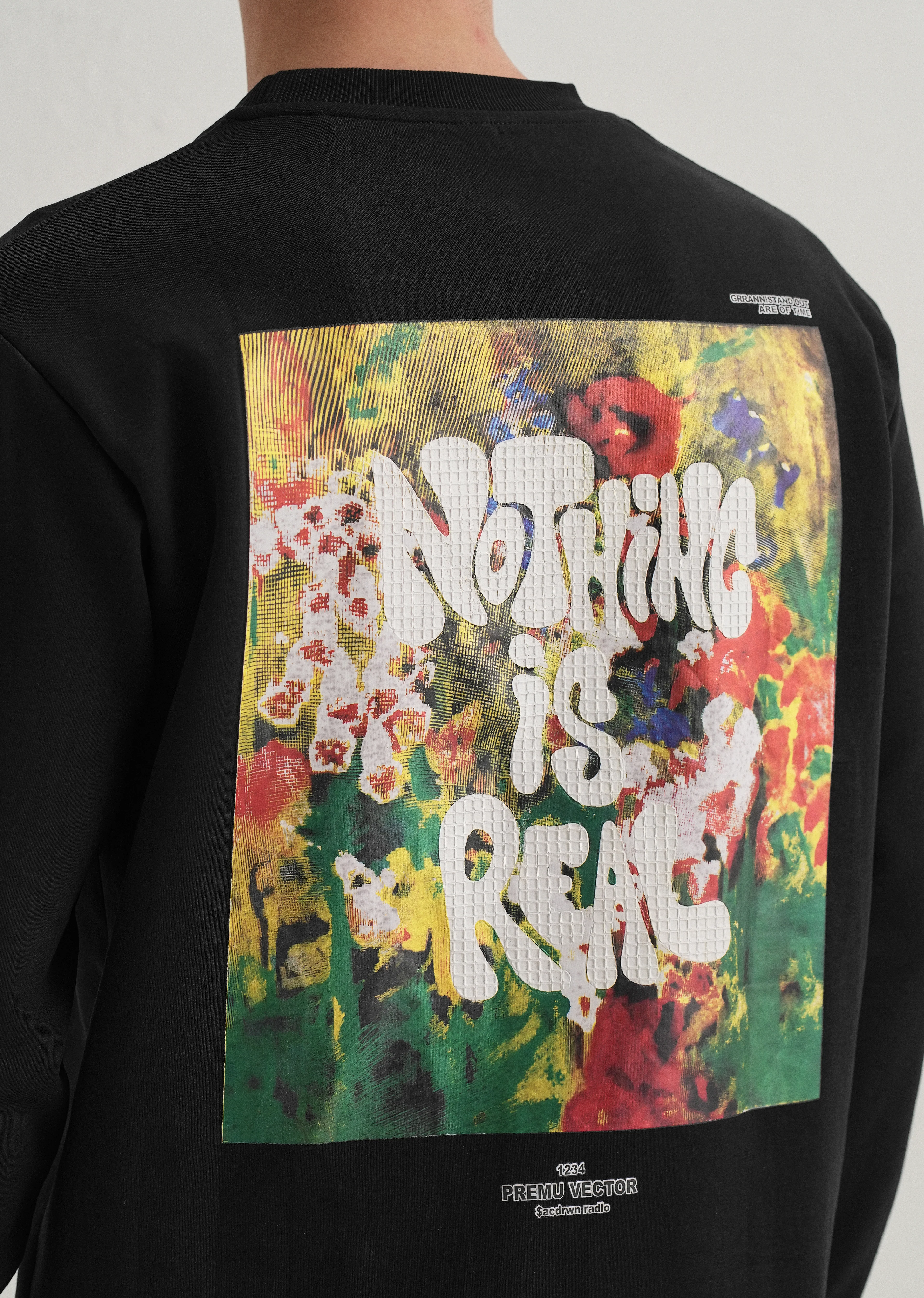 Black Back Printed Sweatshirt - Image 5