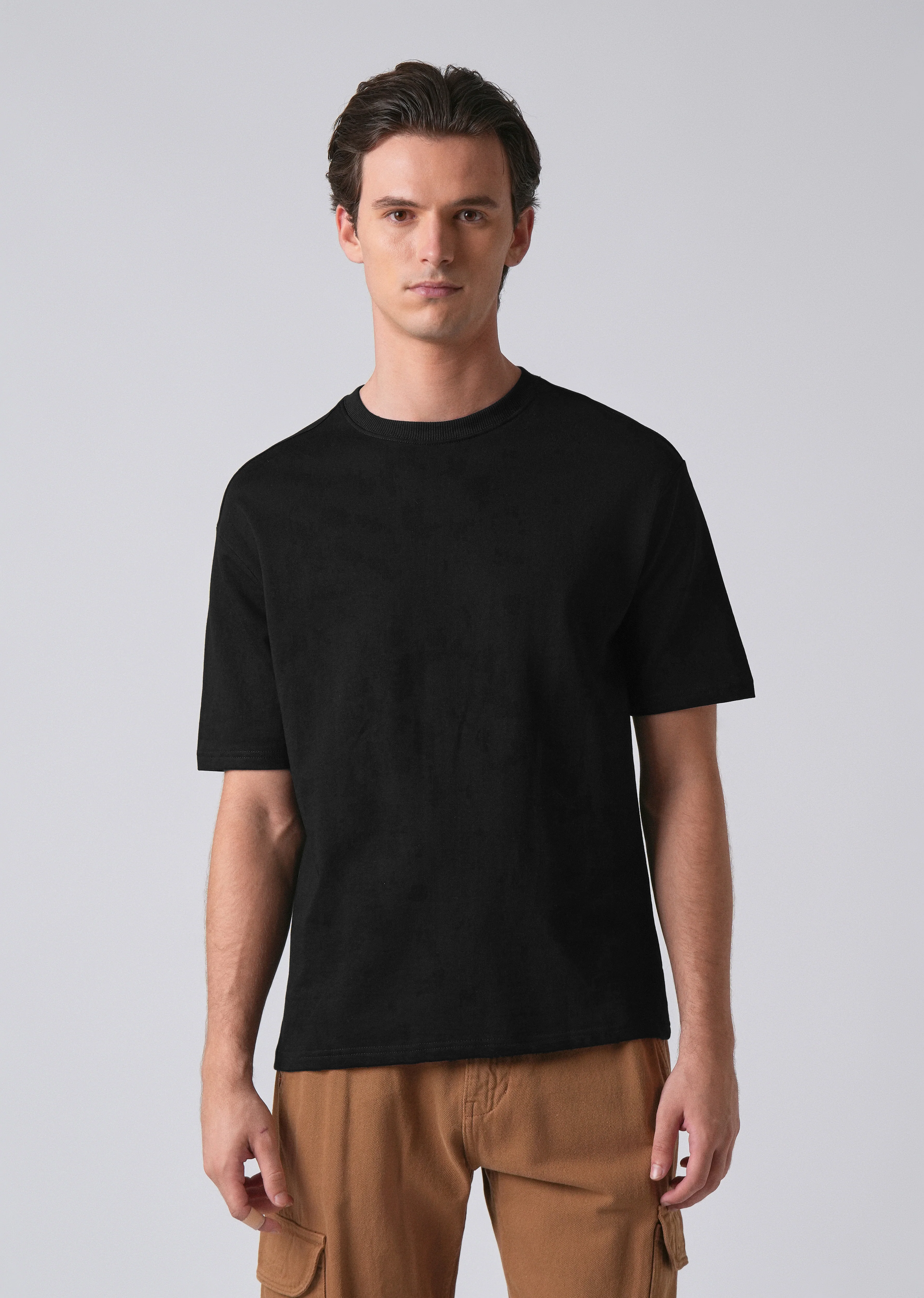Black Basic Relaxed Fit T-shirt - Image 4