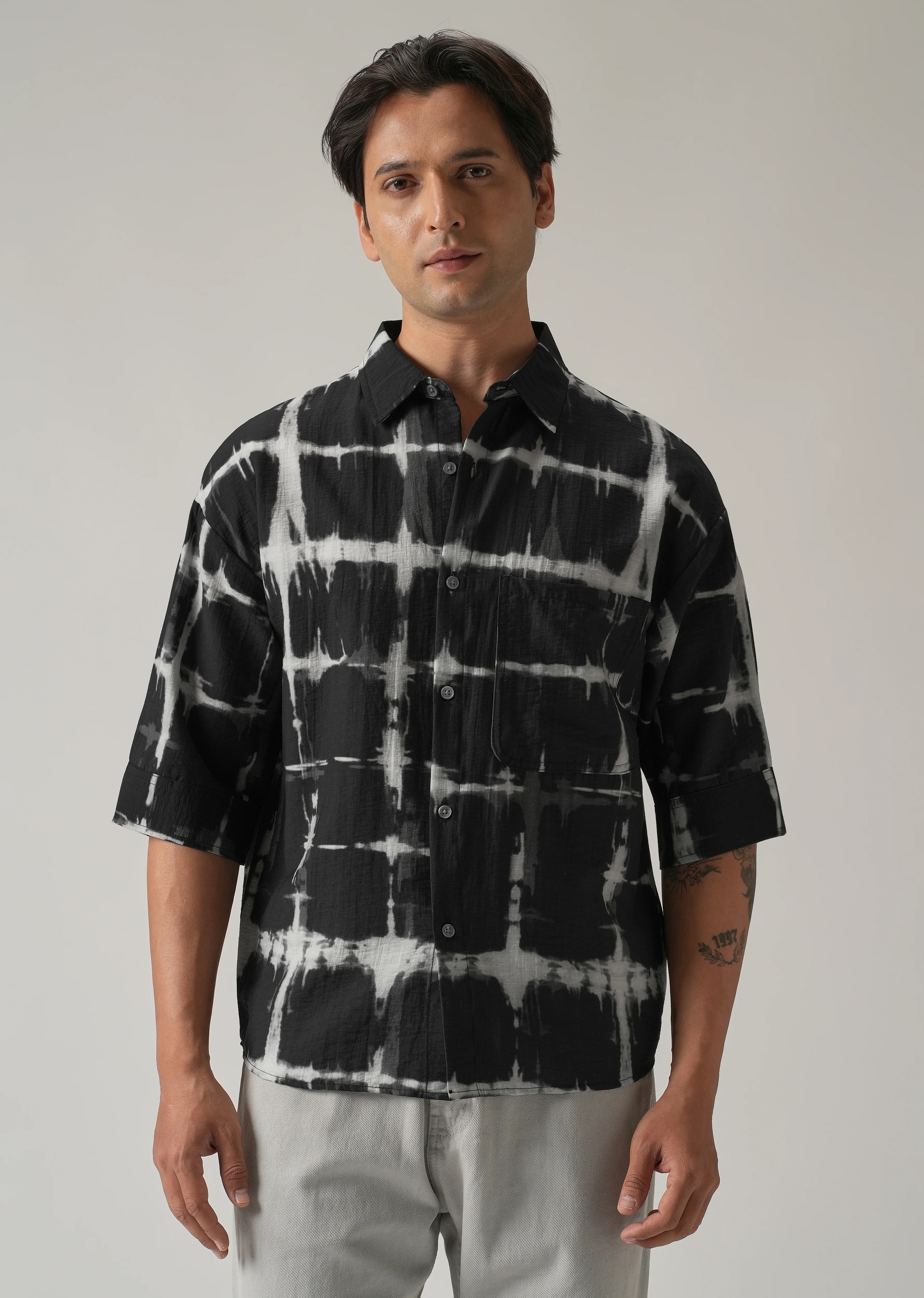 Black Boxy Fit Tie-Dye Printed Shirt - Image 4