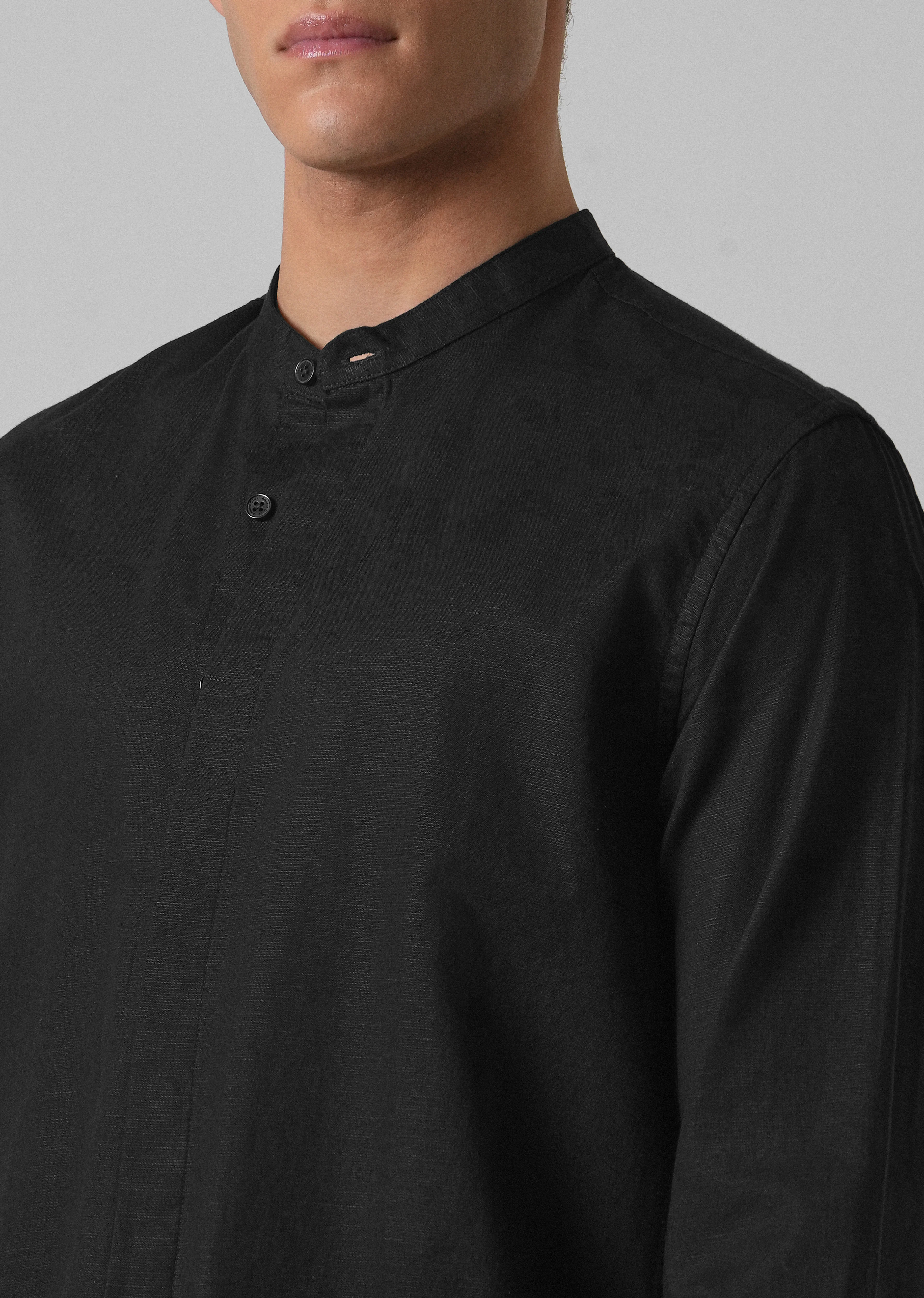 Black Cotton Linen Shirt - Image 5