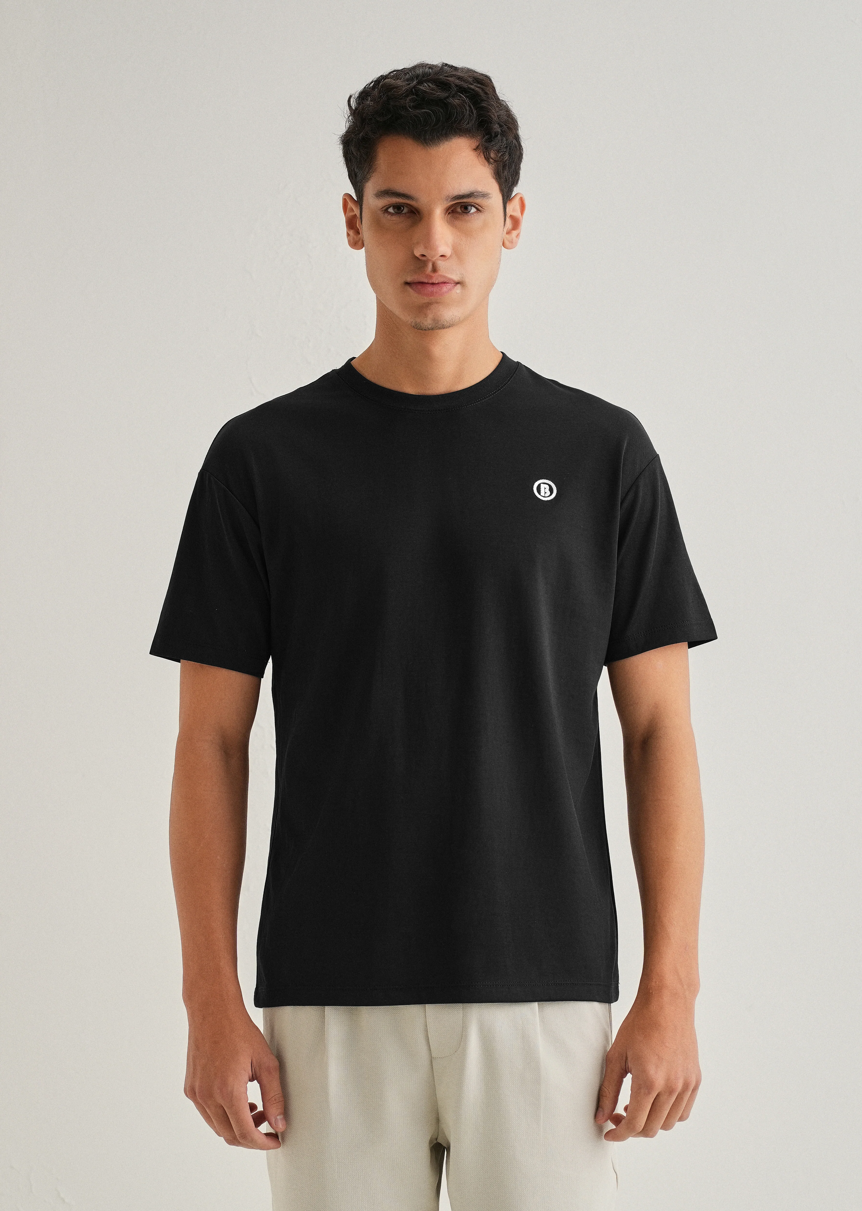 Black Crew Neck T-shirt - Image 3