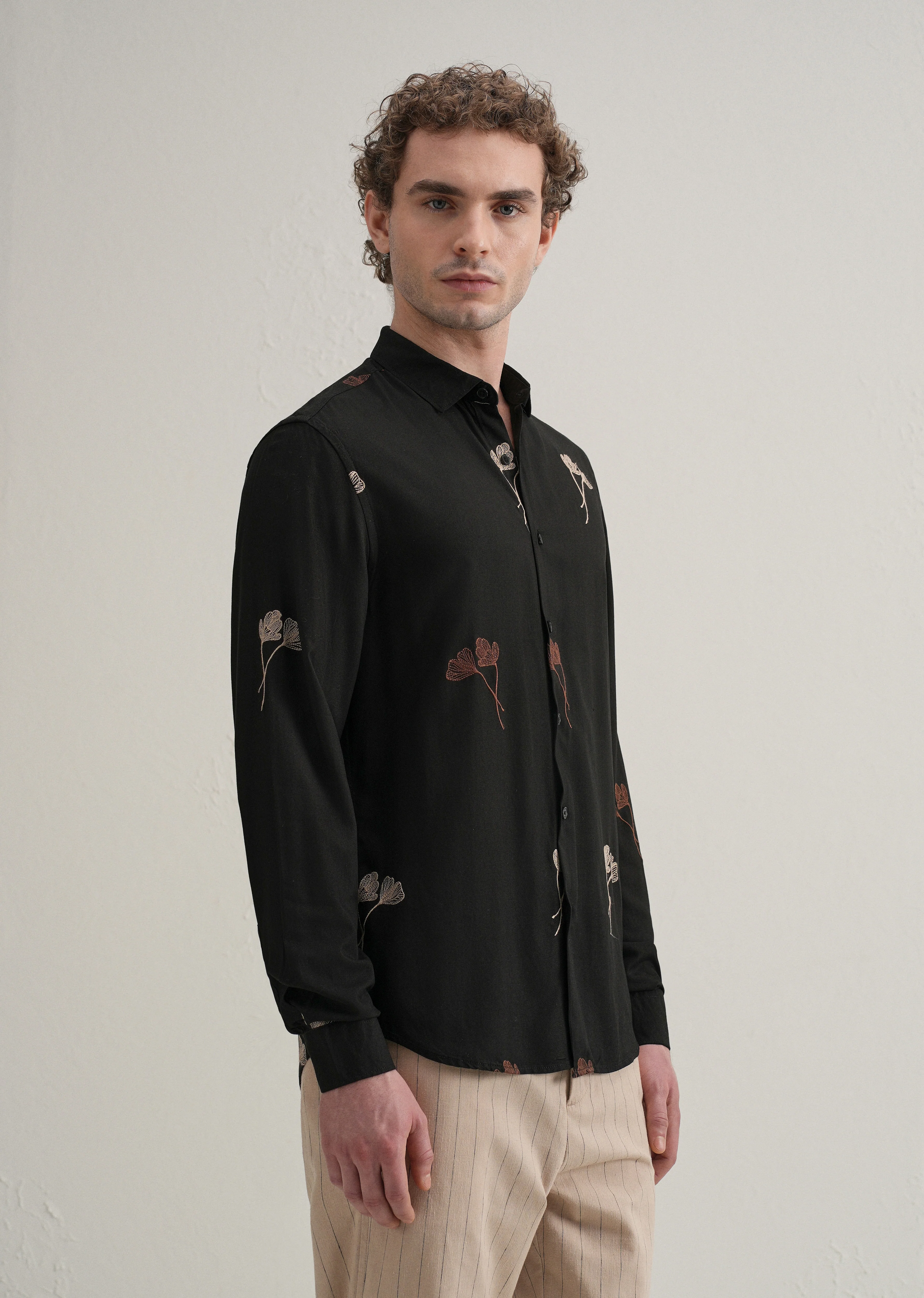 Black Floral Motif Embroidery Shirt - Image 5