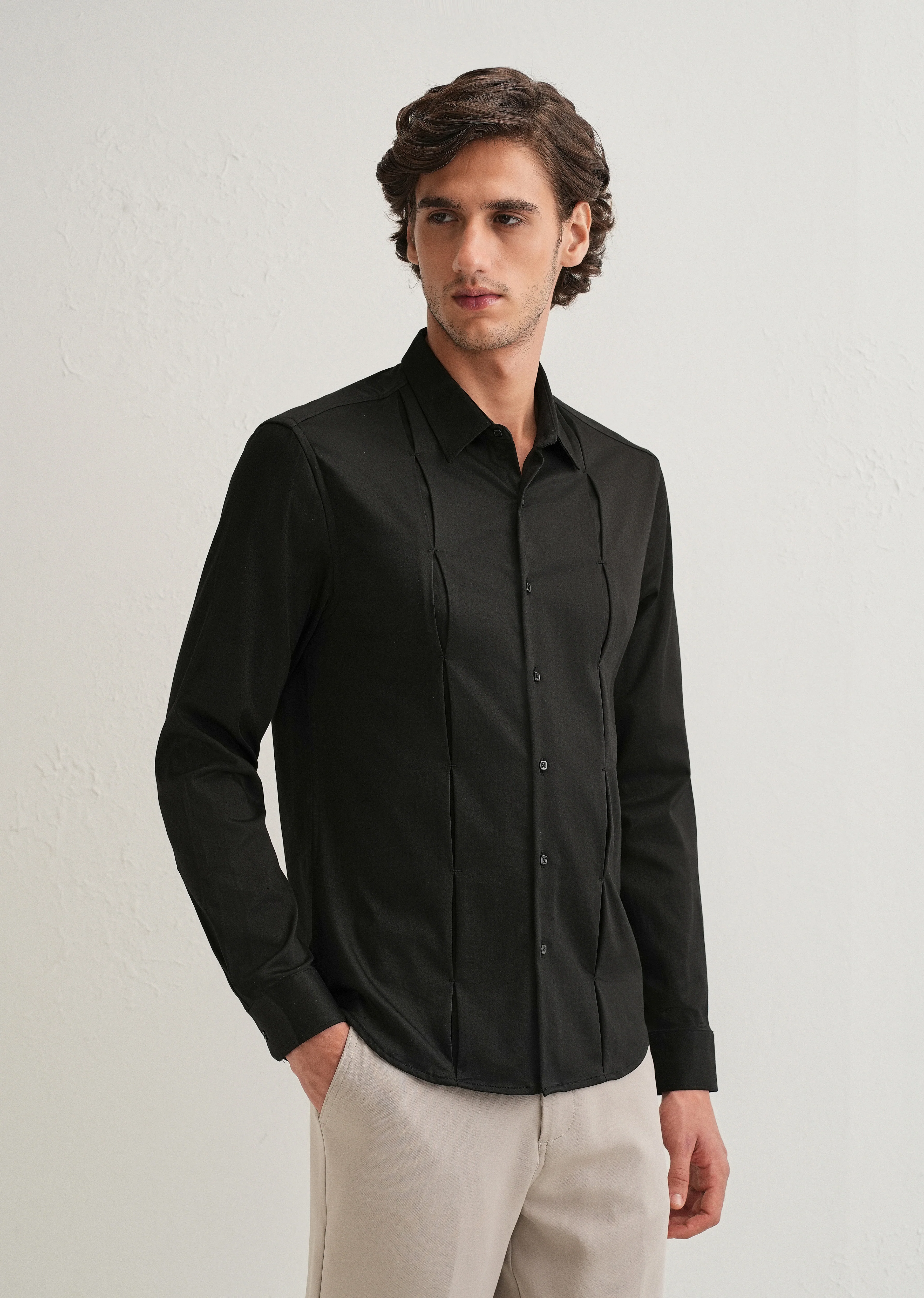 Black Front Panel Open Pleat Shirt - Image 4