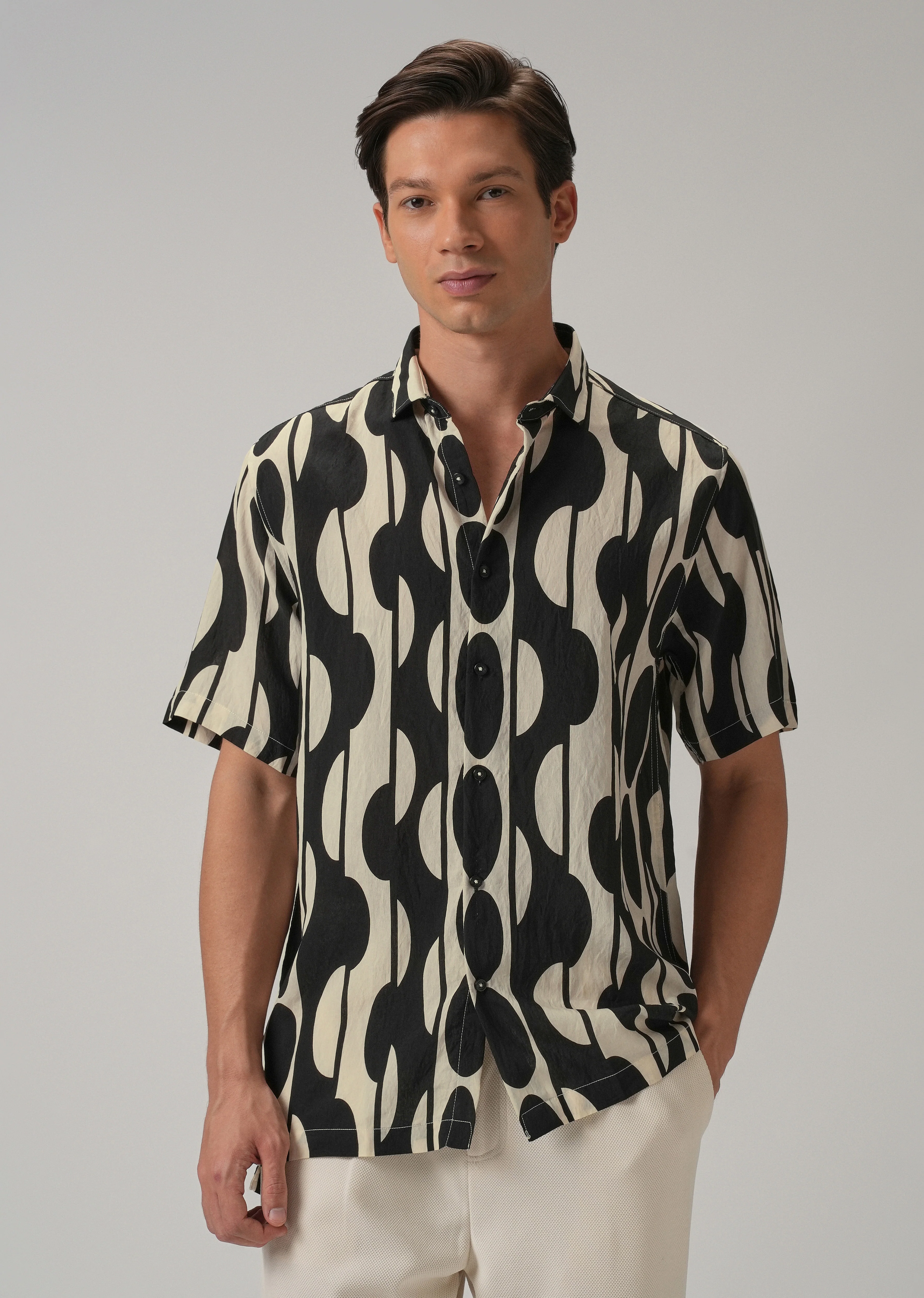 Black Geometric Printed Shirt - Image 3
