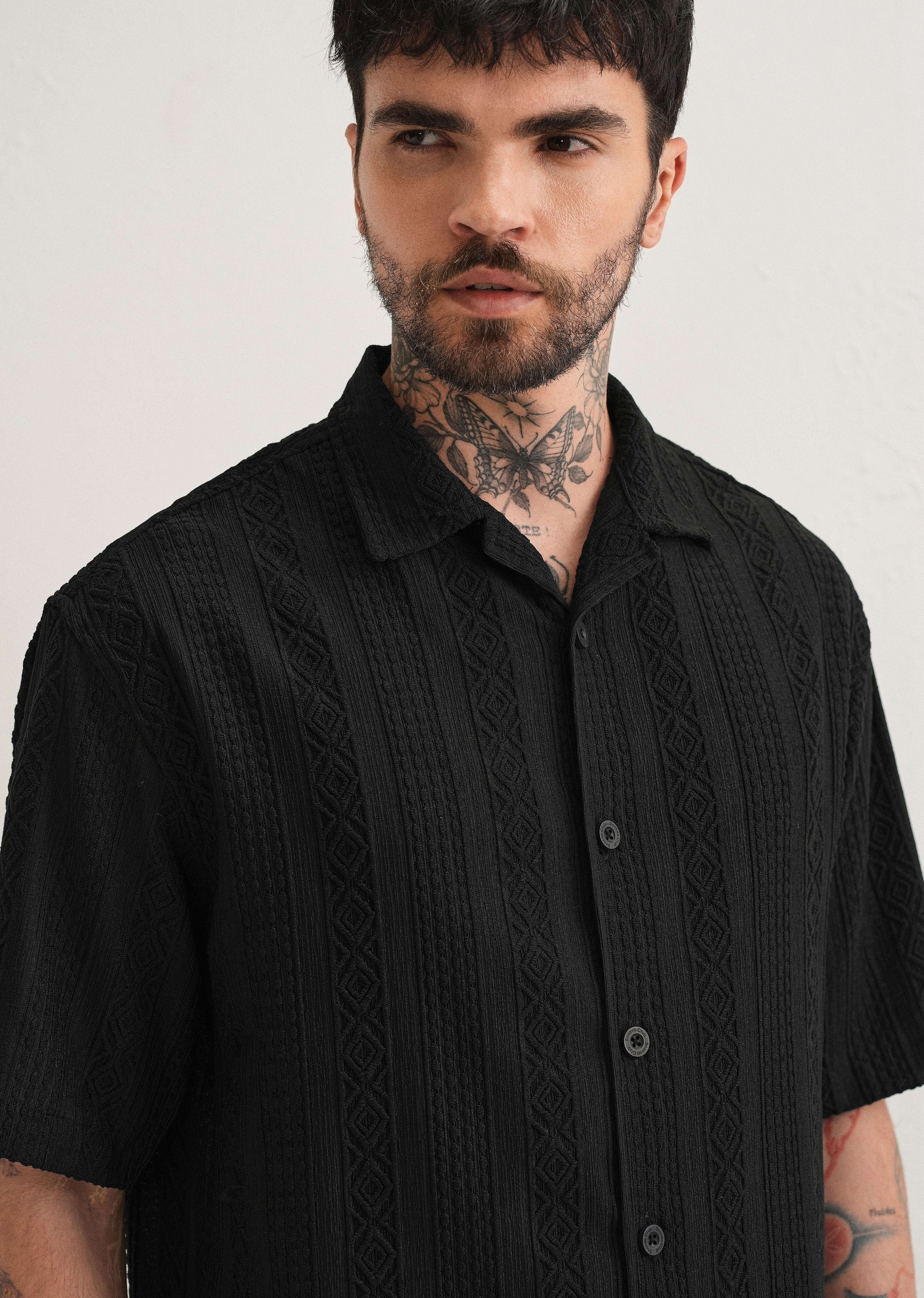 Black Geometric Textured Shirt - Image 5