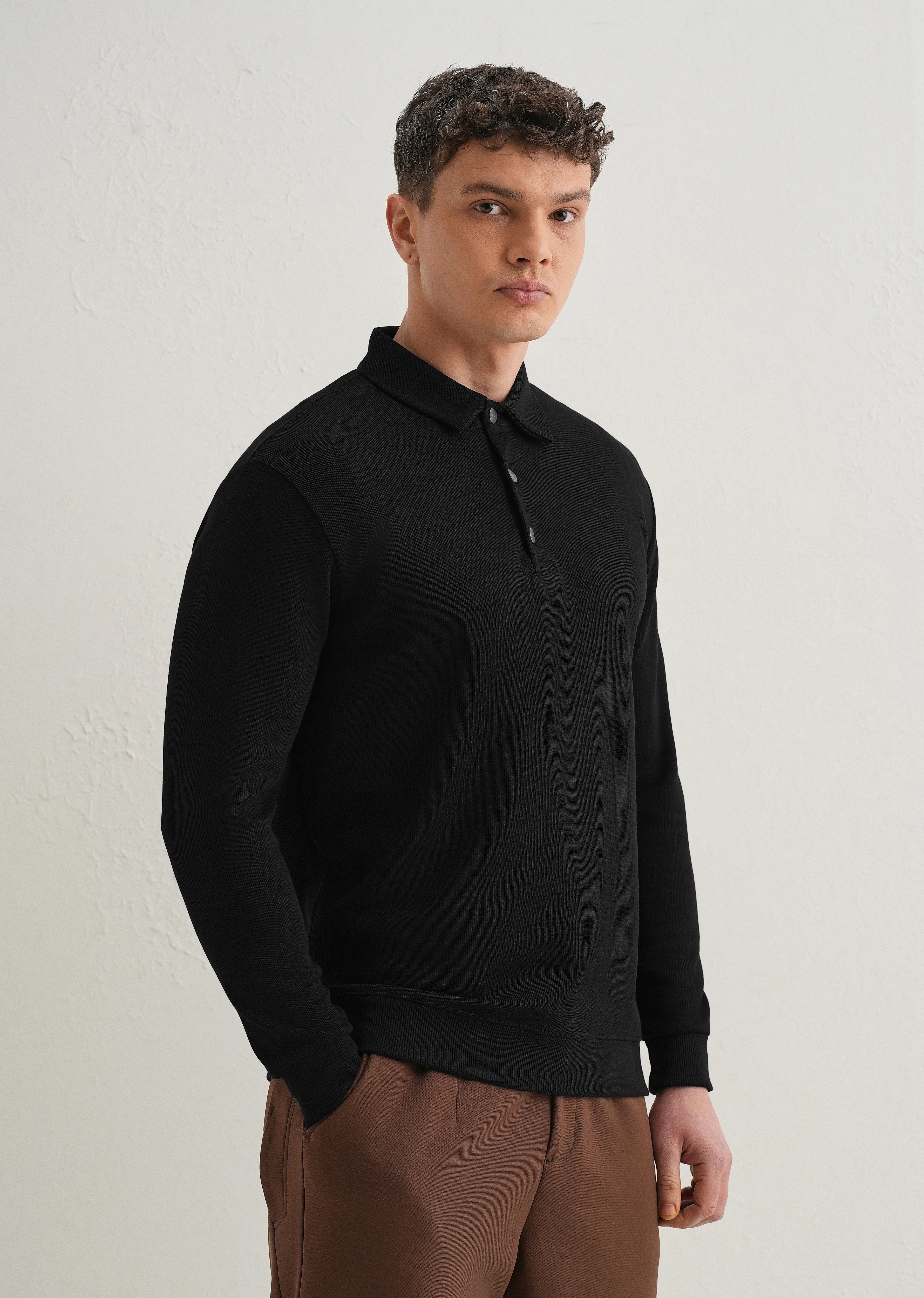 Black Knitted Polo Sweatshirt - Image 6