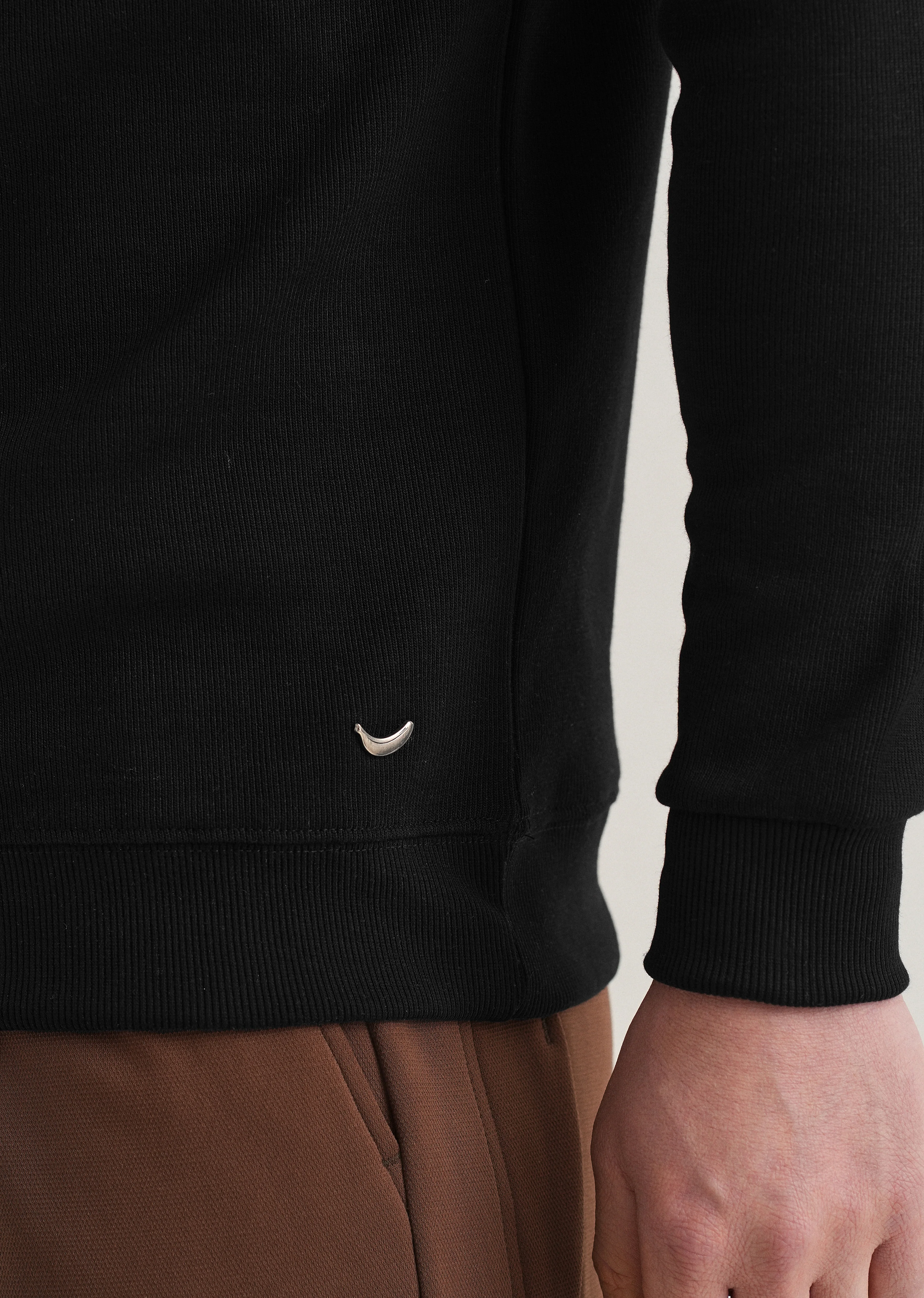 Black Knitted Polo Sweatshirt - Image 8