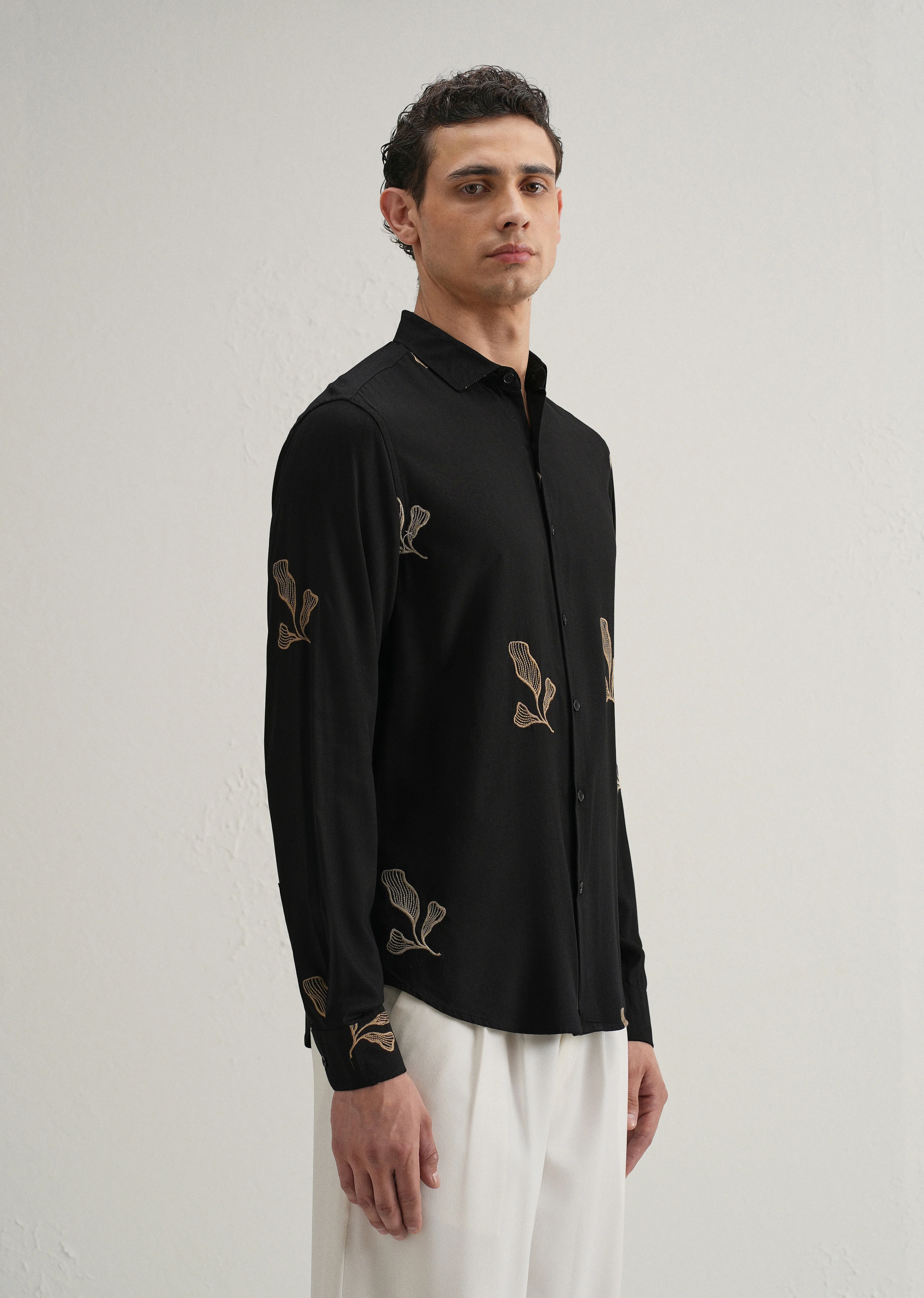 Black Leaf Motif Embroidery Shirt - Image 5