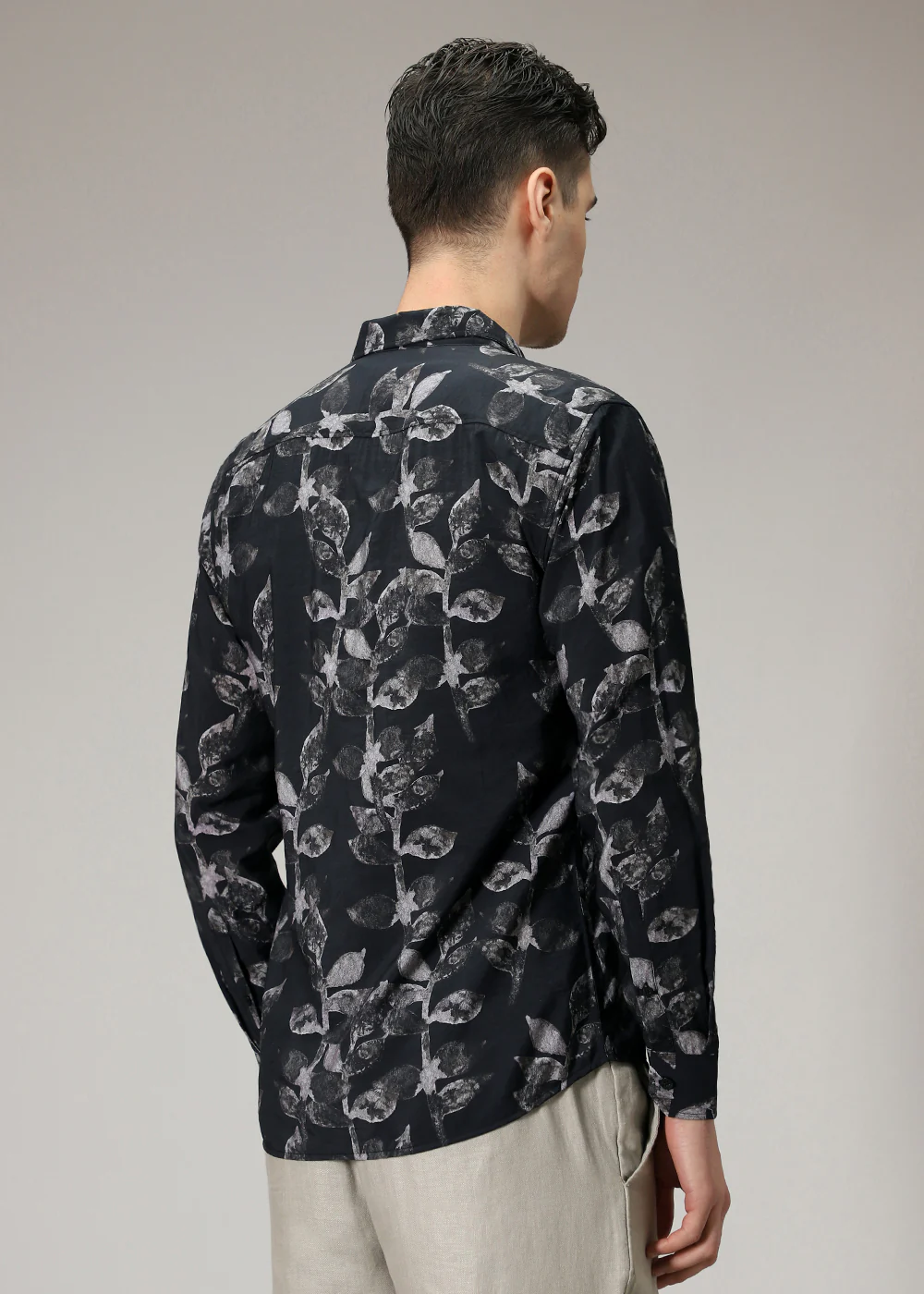 Black Leaf Print Shirt - Image 4