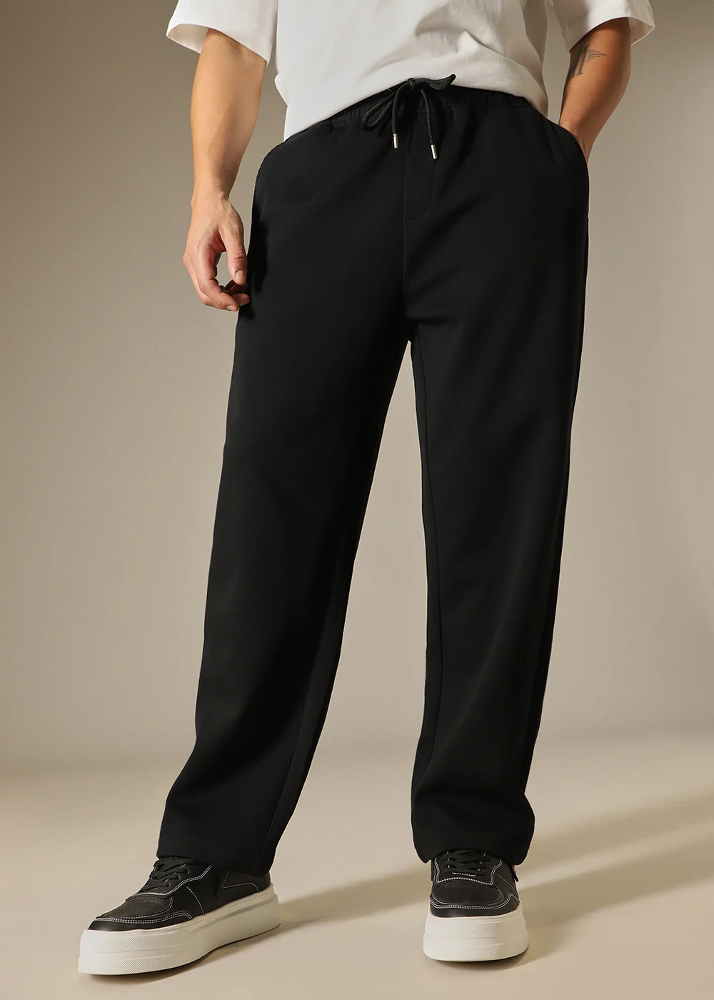 Black Loose Fit Trouser - Image 3