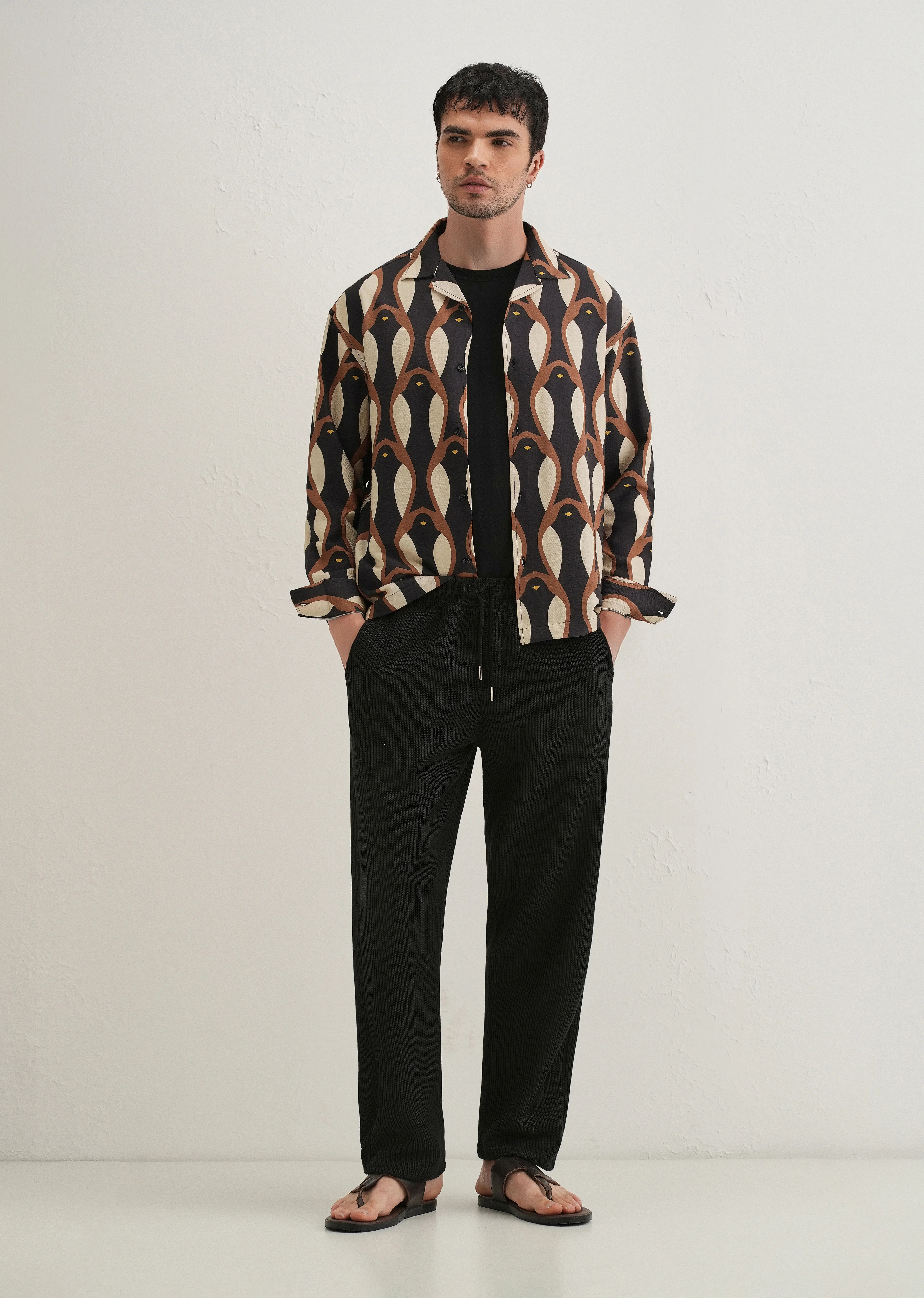 Black Modern Retro Printed Shirt - Image 6