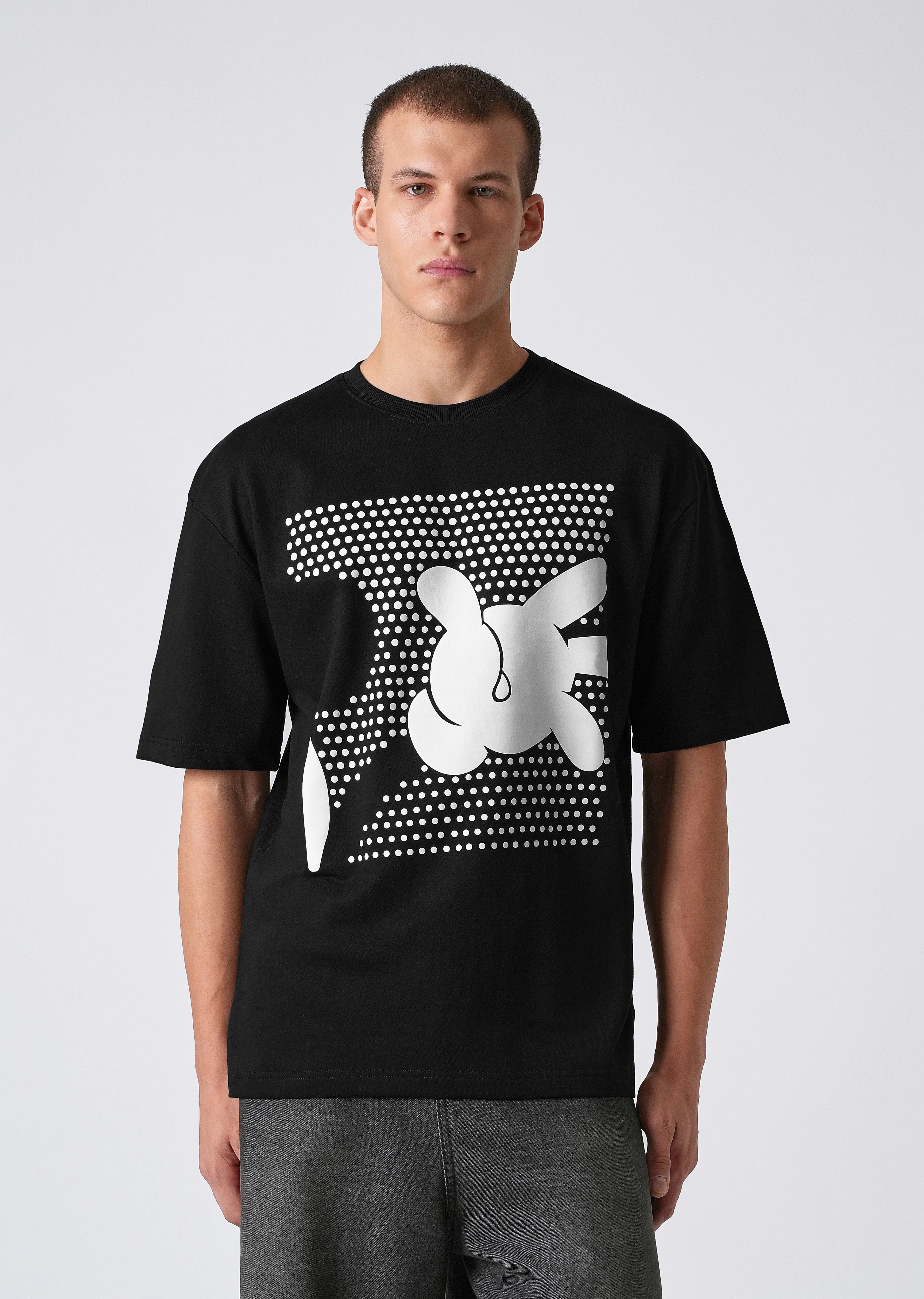 Black Oversized T-shirt - Image 3