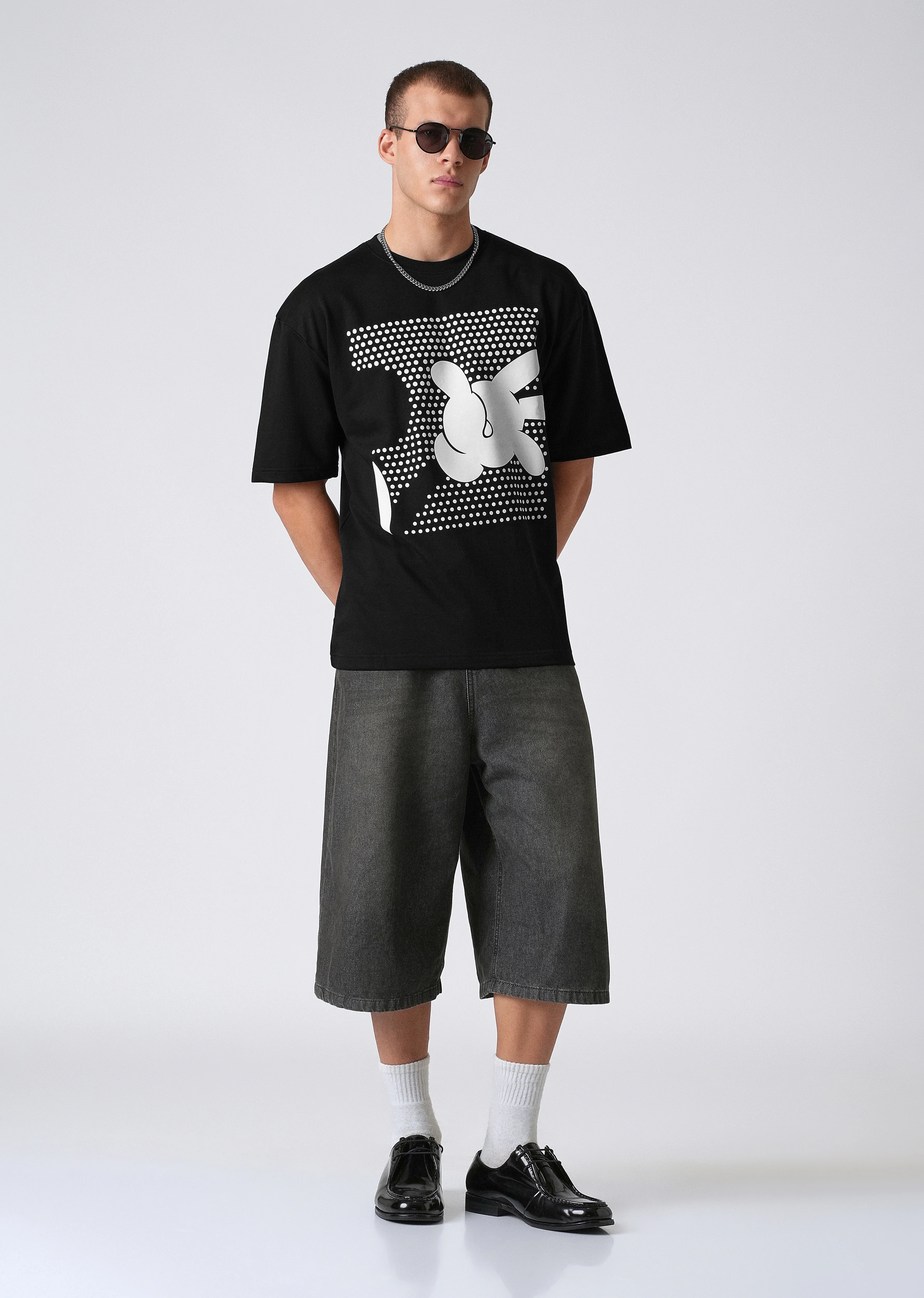 Black Oversized T-shirt - Image 6