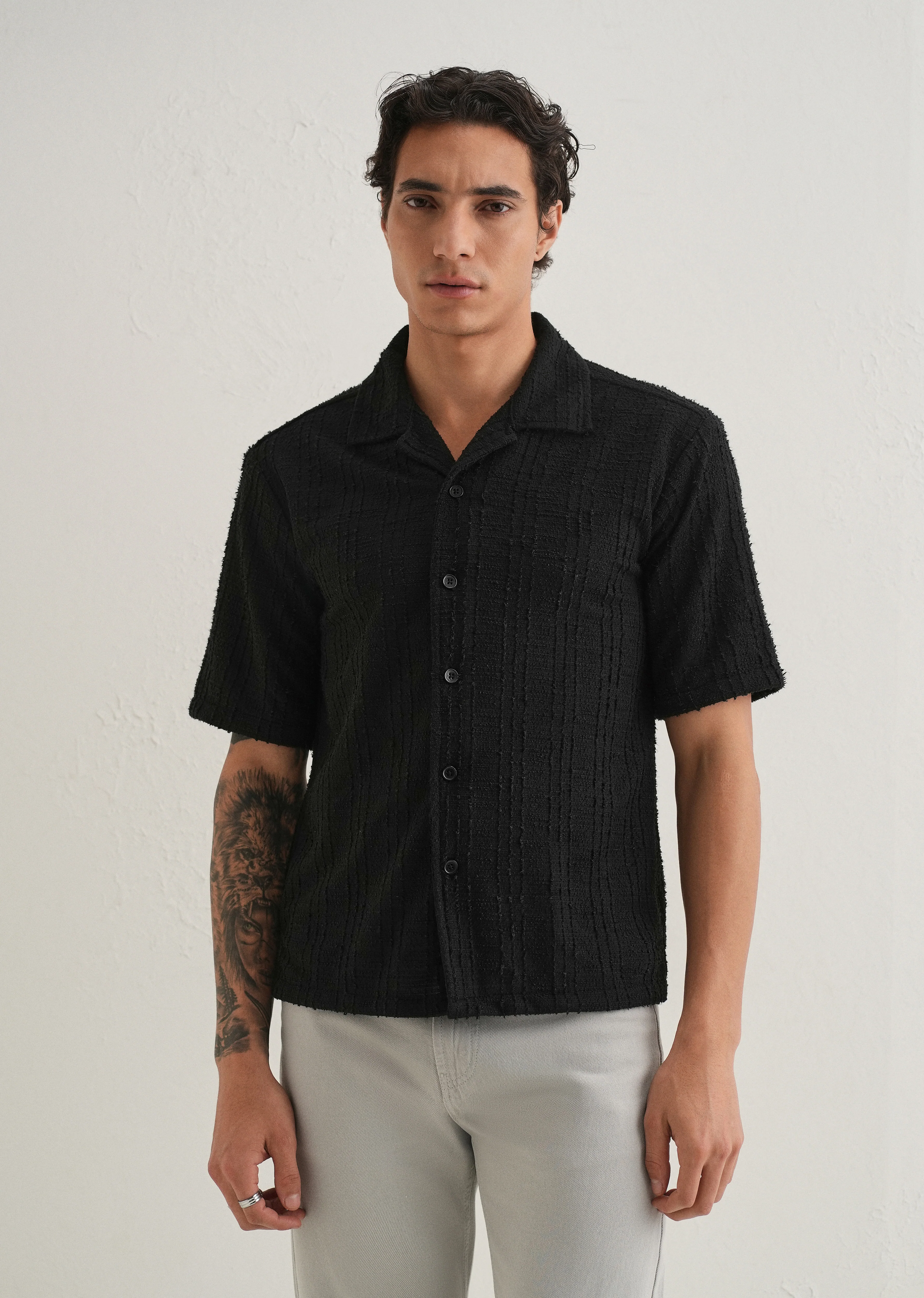 Black Plain Cuban Collar Knitted Shirt - Image 3