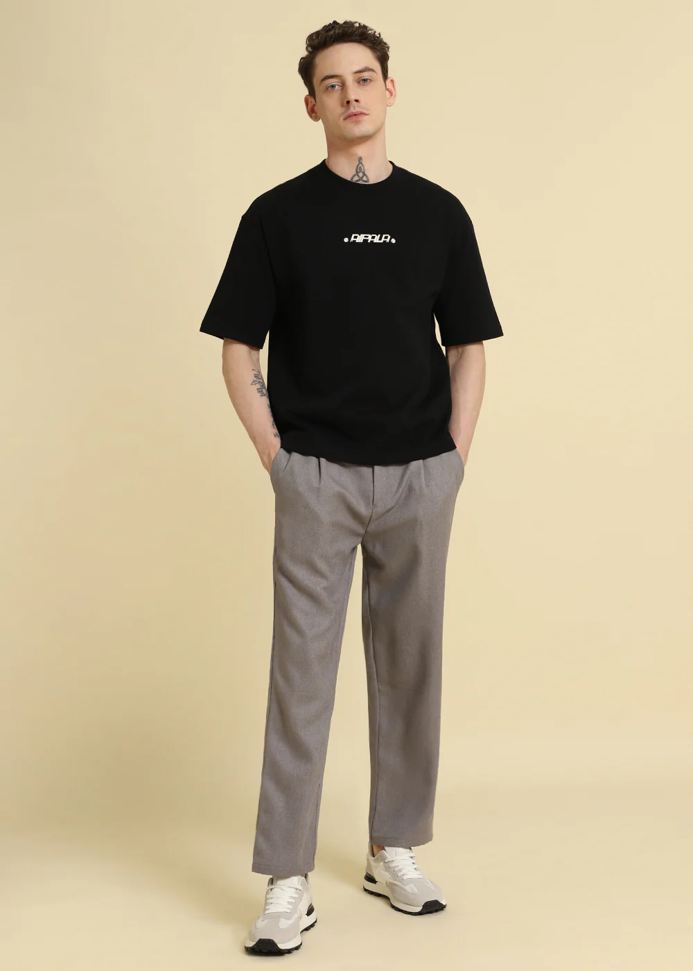 Black Plain Embellished Oversized T-Shirt - Image 8