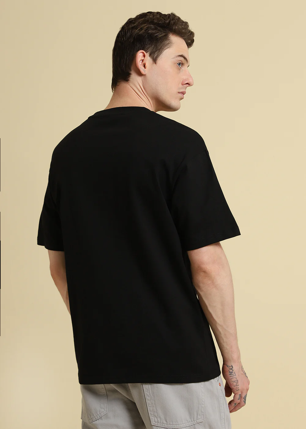 Black Plain Pocket Regular Fit T-shirt - Image 4