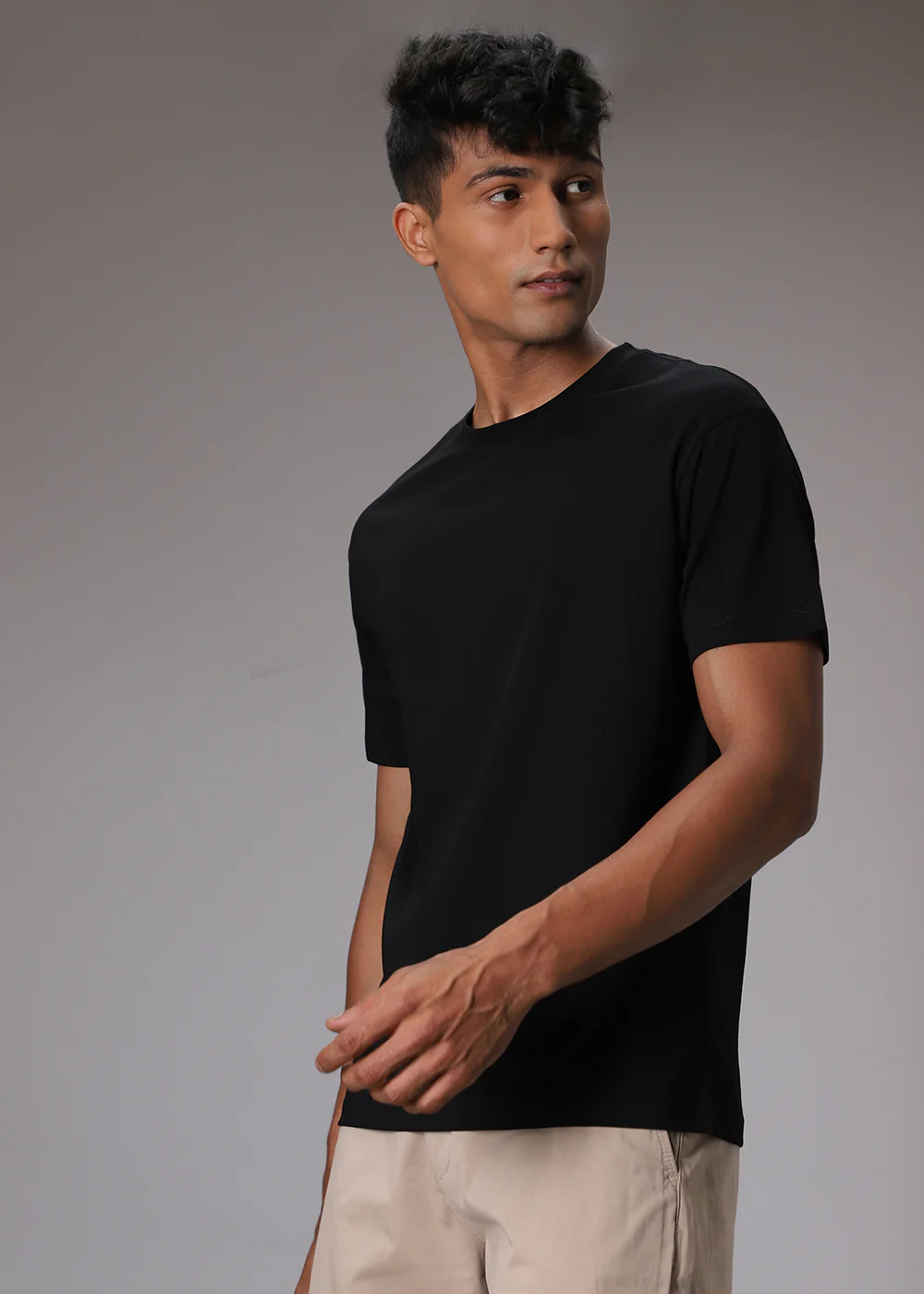 Black Plain Regular Fit T-shirt - Image 3