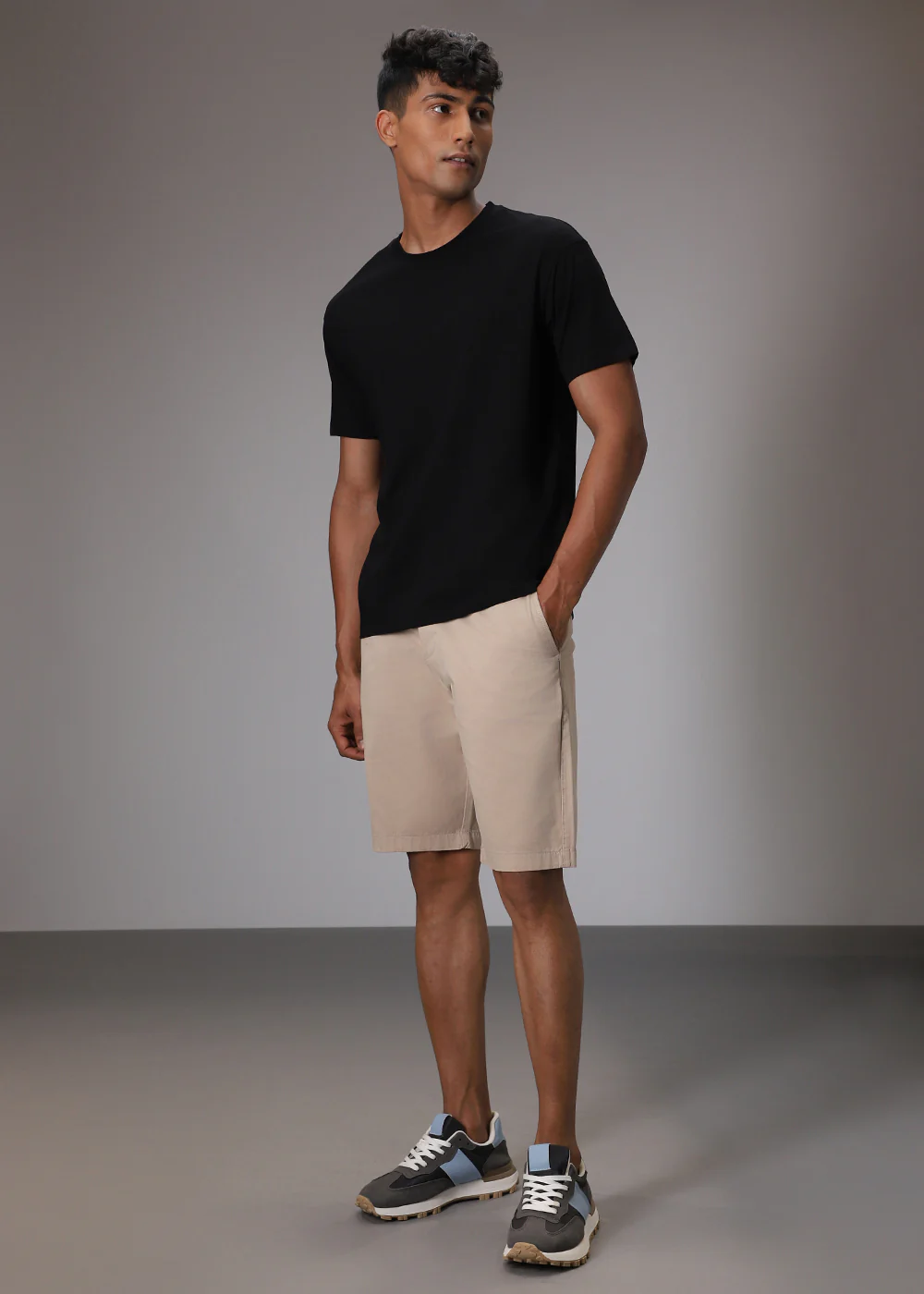 Black Plain Regular Fit T-shirt - Image 7