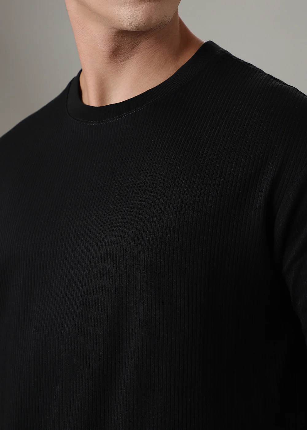 Black Plain Ribbed Regular Fit T-shirt - Image 2