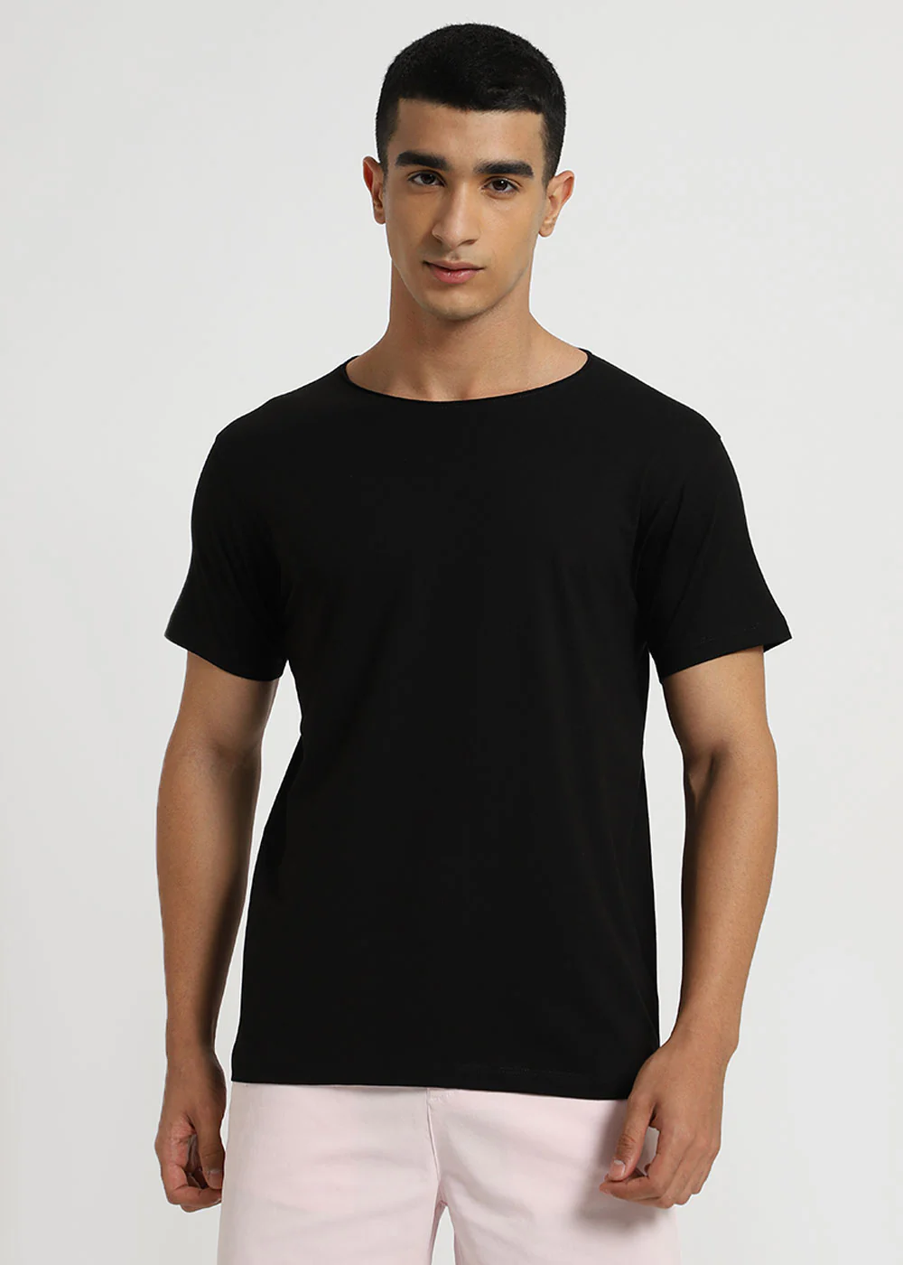 Black Plain Round Neck T-shirt - Image 4