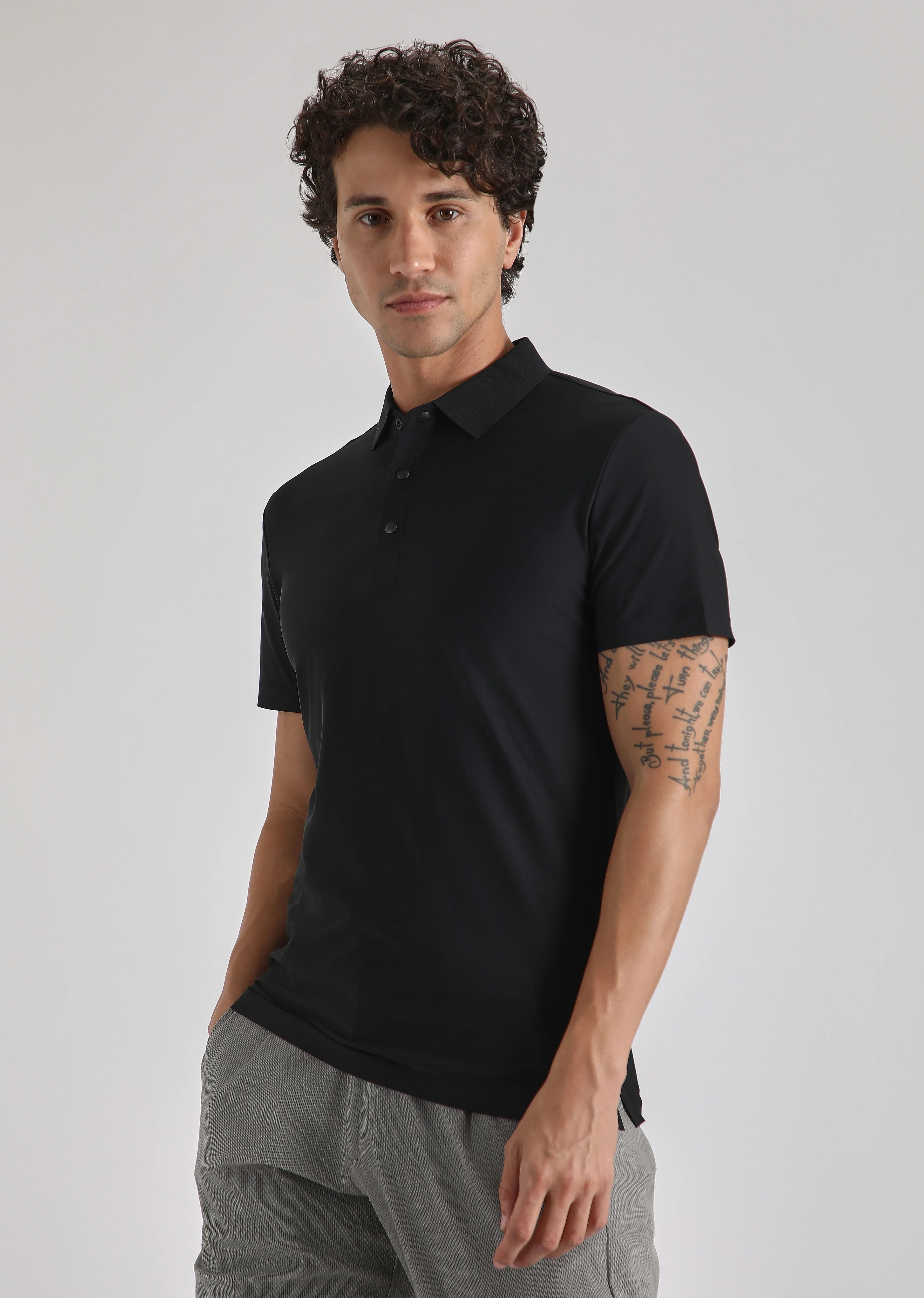 Black Plain Stitchless Polo T-shirt - Image 5