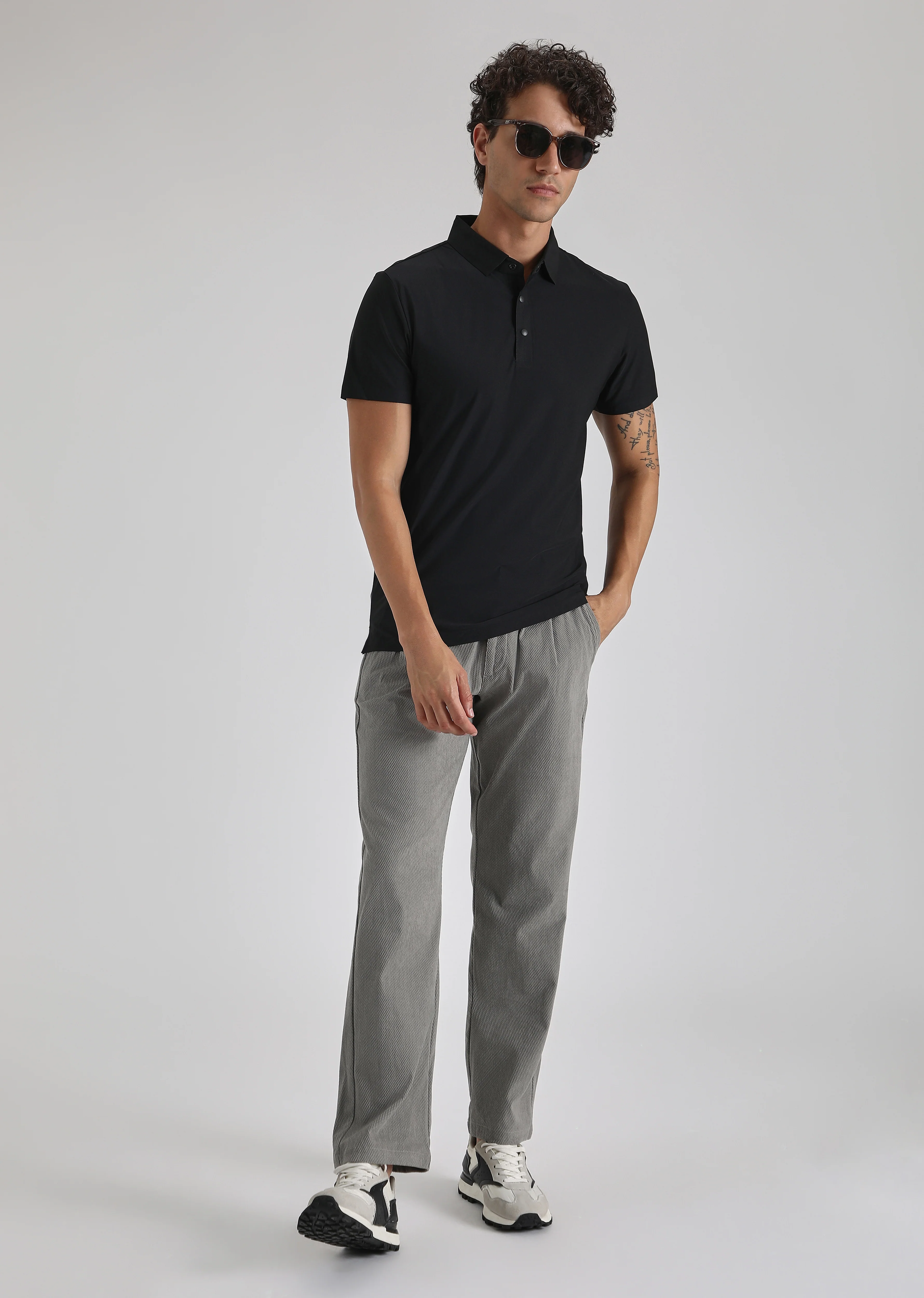 Black Plain Stitchless Polo T-shirt - Image 6