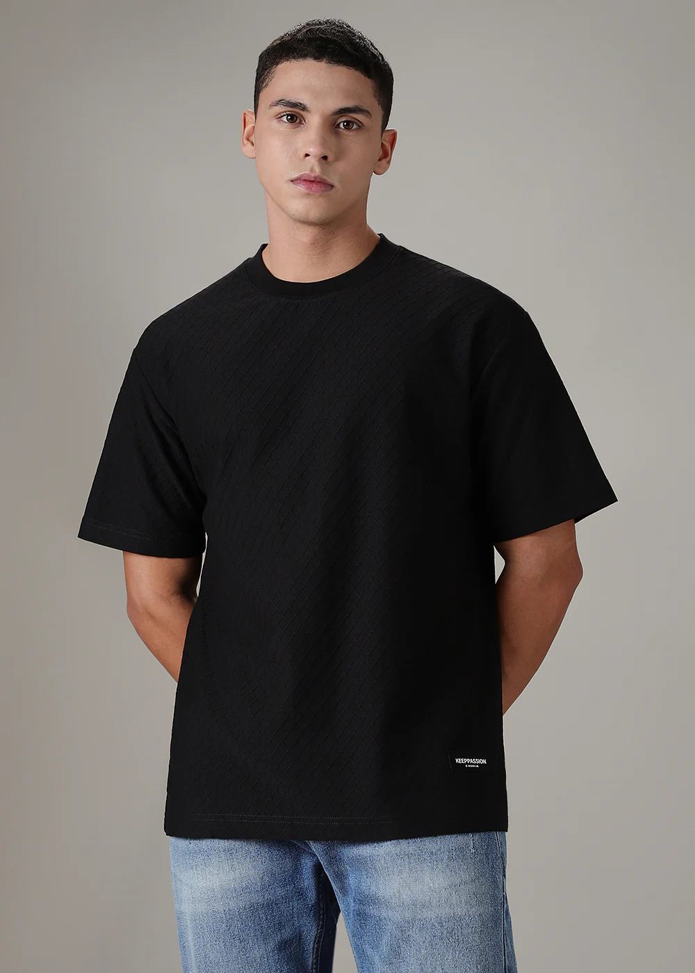 Black Plain Textured Regular Fit T-shirt - Image 3