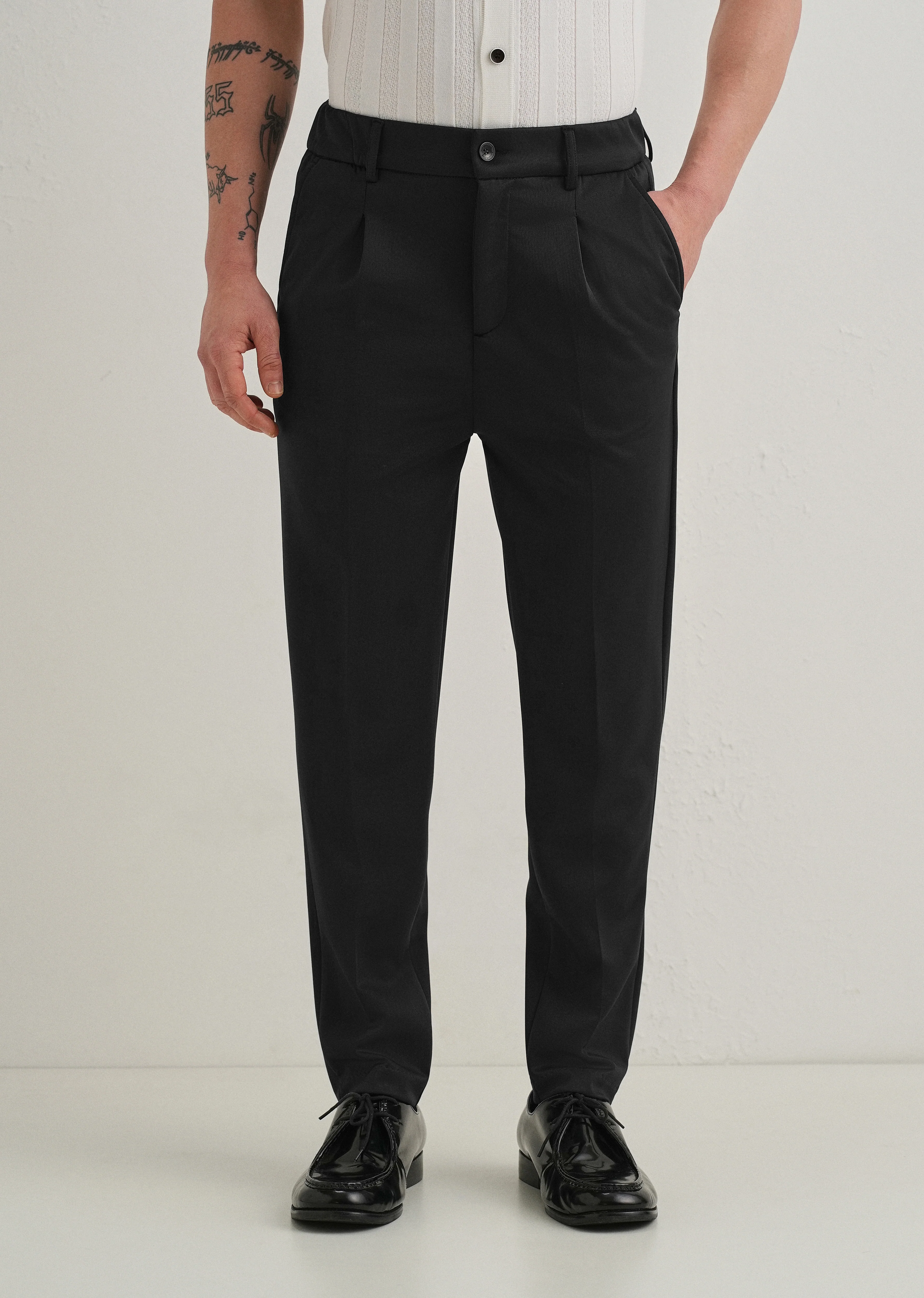 Black Pleated Relaxed Fit Trousers - Image 4