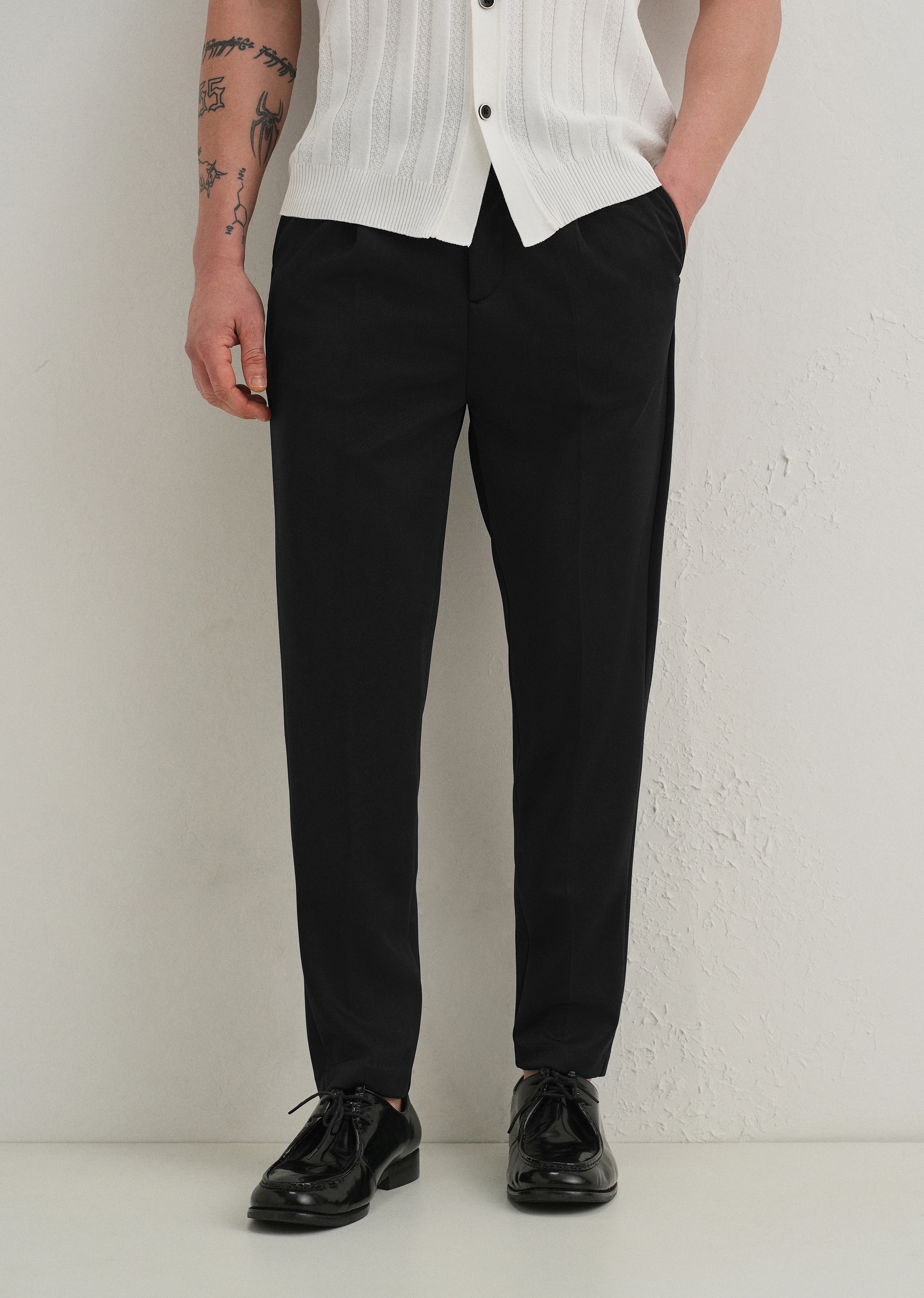 Black Pleated Relaxed Fit Trousers - Image 7