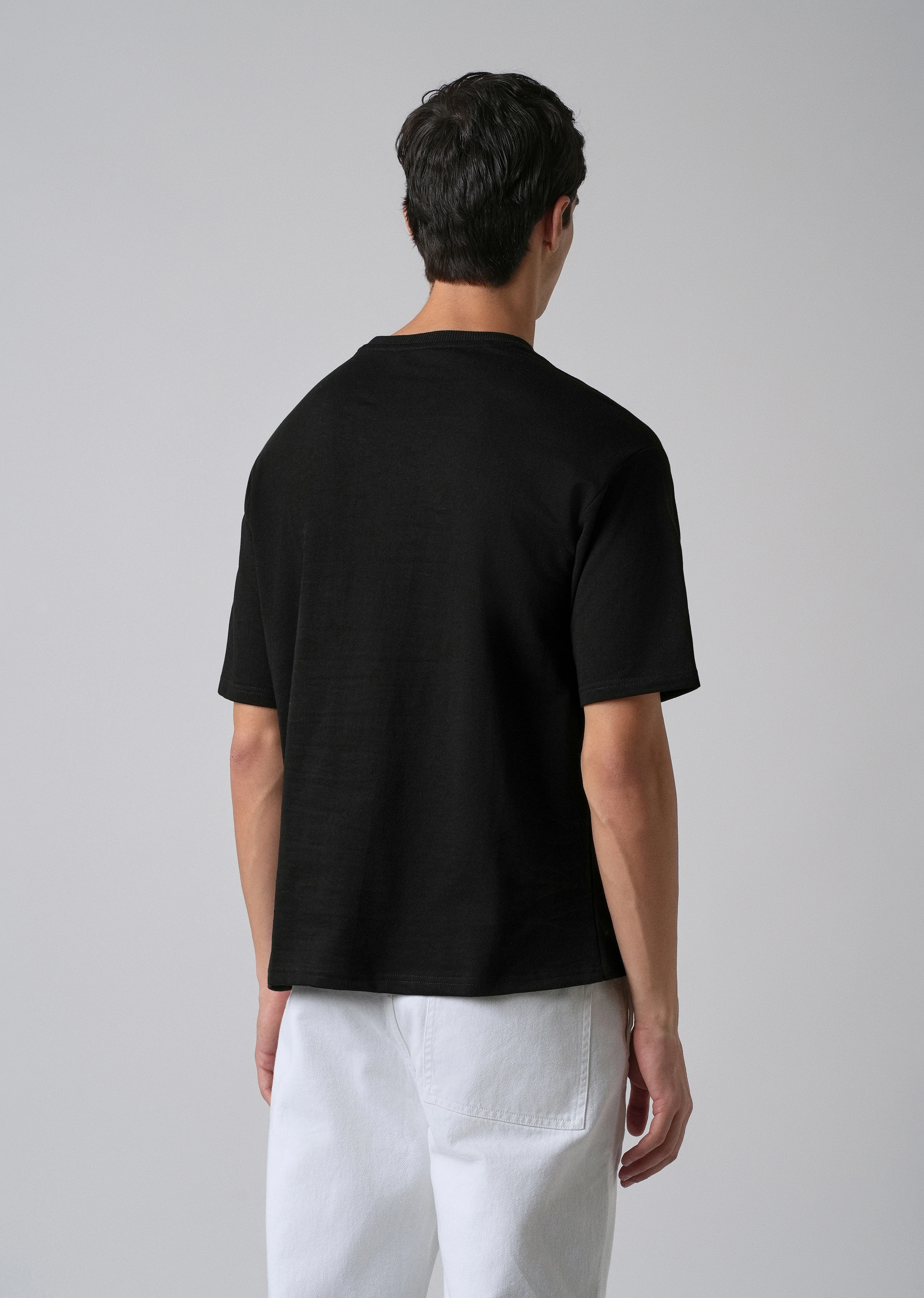 Black Print Relaxed Fit T- shirt - Image 2